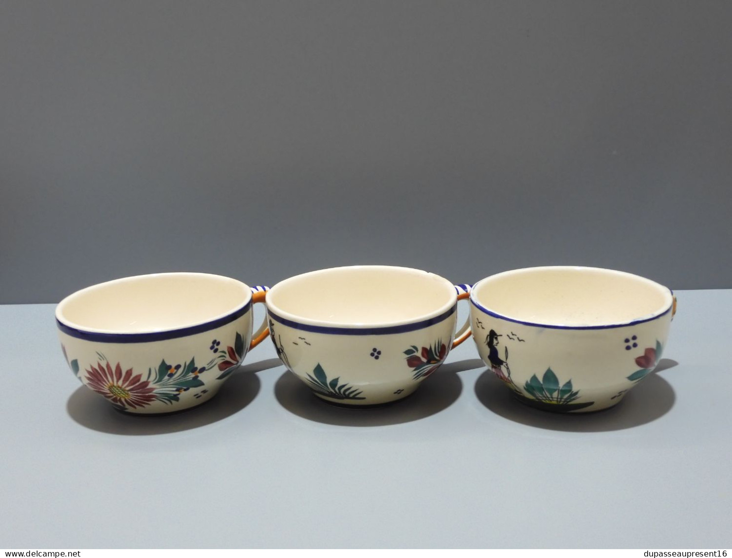 -3 ANCIENNES TASSES CERAMIQUE HB QUIMPER 1950 COLLECTION DECO VITRINE XXe    E