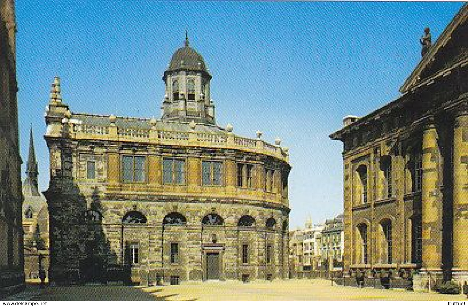 AK 168781 ENGLAND - Oxford - The Sheldonian Theate And Old Clarendon Building - Oxford