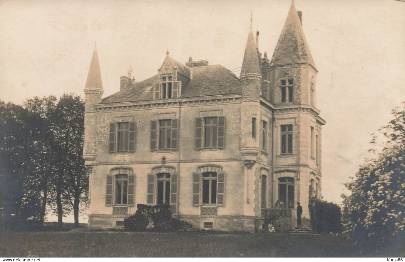 St étienne De Montluc * Carte Photo * Le Château De La Juliennais ( Juliennaye ) * Avec Les Propriétaires ! - Saint Etienne De Montluc