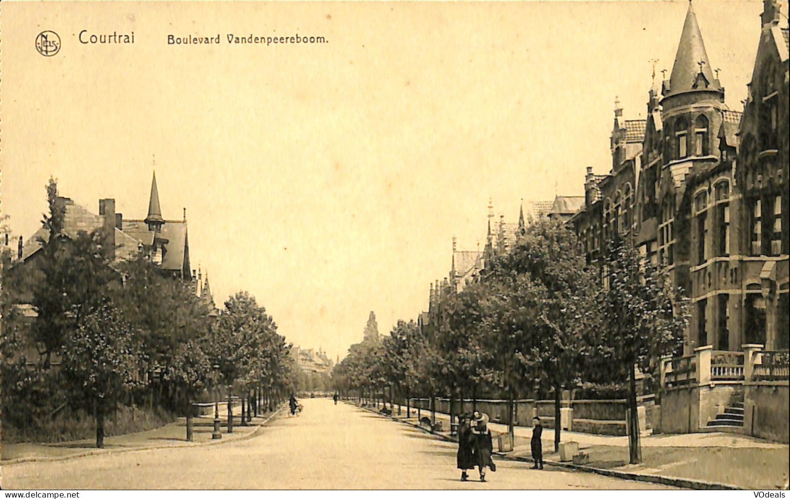 Belgique - Flandre Occidentale - Kortrijk - Courtrai - Boulevard Vandenpeereboom - Kortrijk