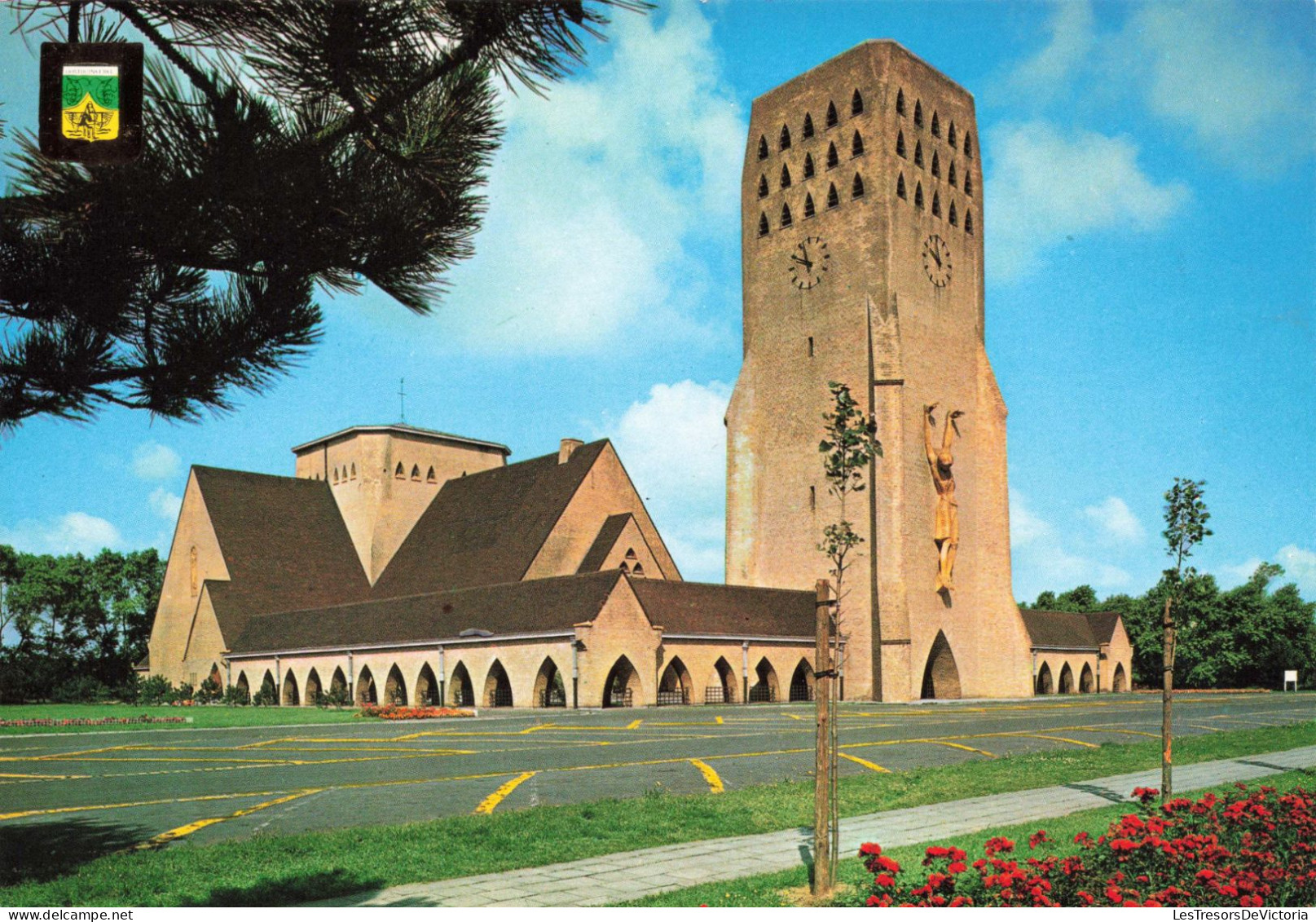 BELGIQUE - Oostduikerke - Eglise St Nicolas - Carte Postale - Oostduinkerke