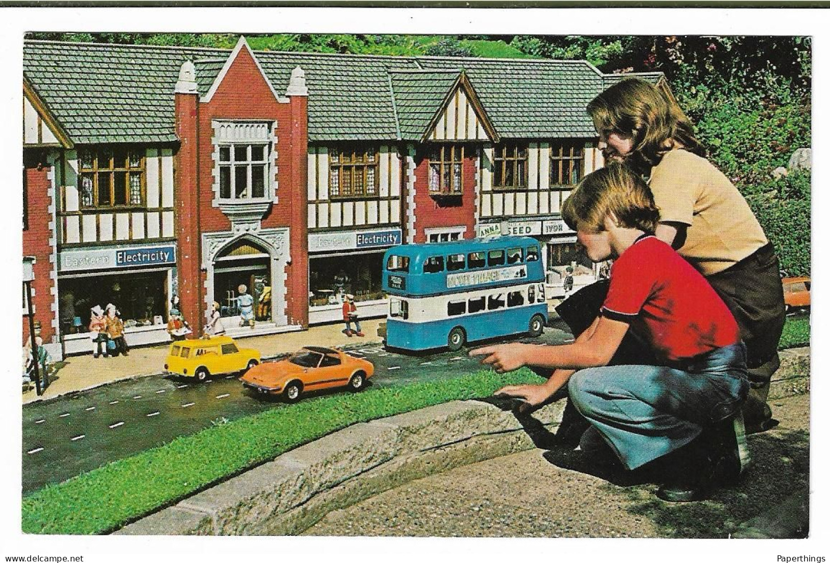 Postcard, Norfolk, Great Yarmouth, Town Centre Shops, Model Village. - Great Yarmouth