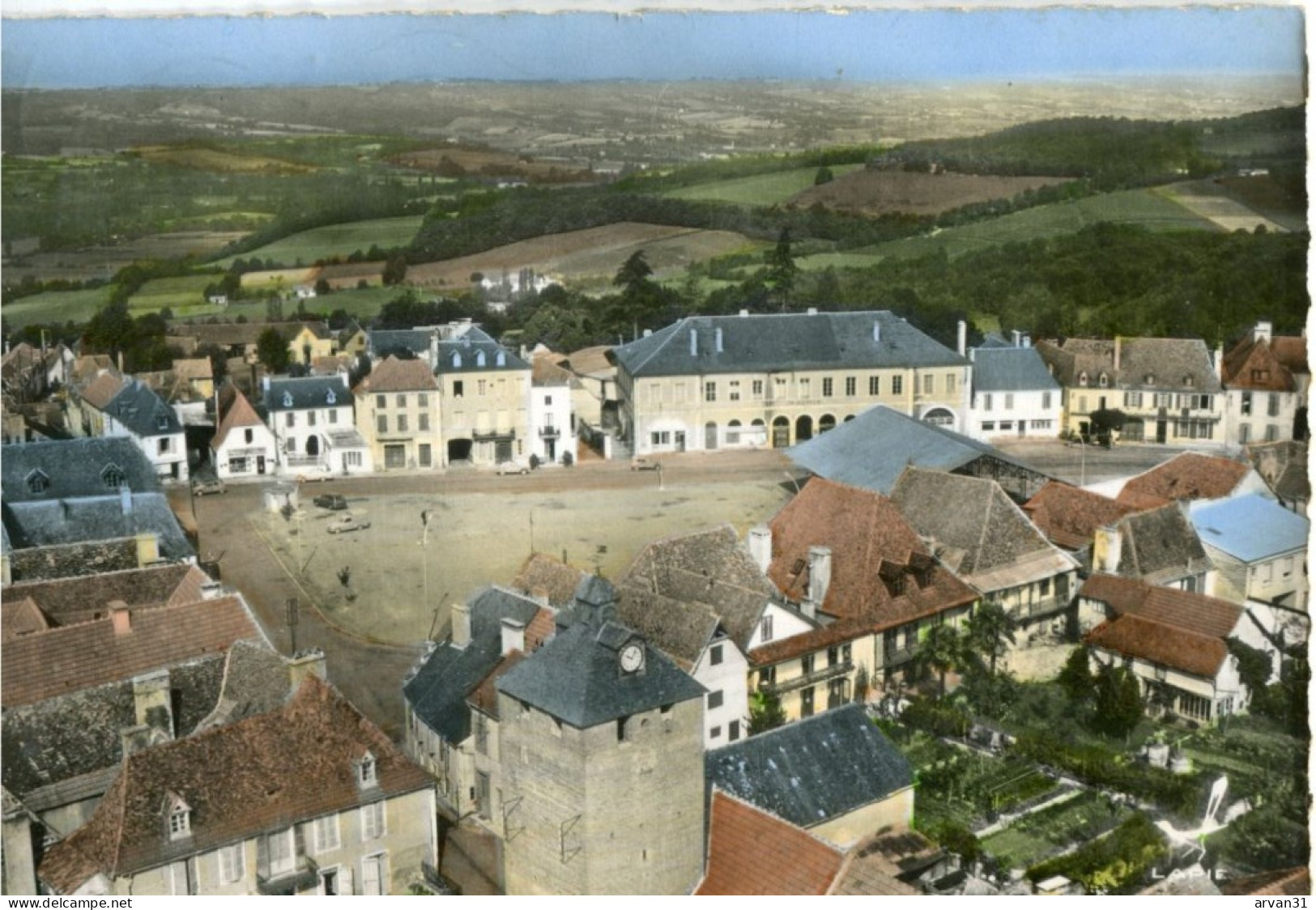 LEMBEYE  - VUE GENERALE AERIENNE De 1965 Par L' EDITEUR LAPIE - PLACE Du MARCHE - - Lembeye