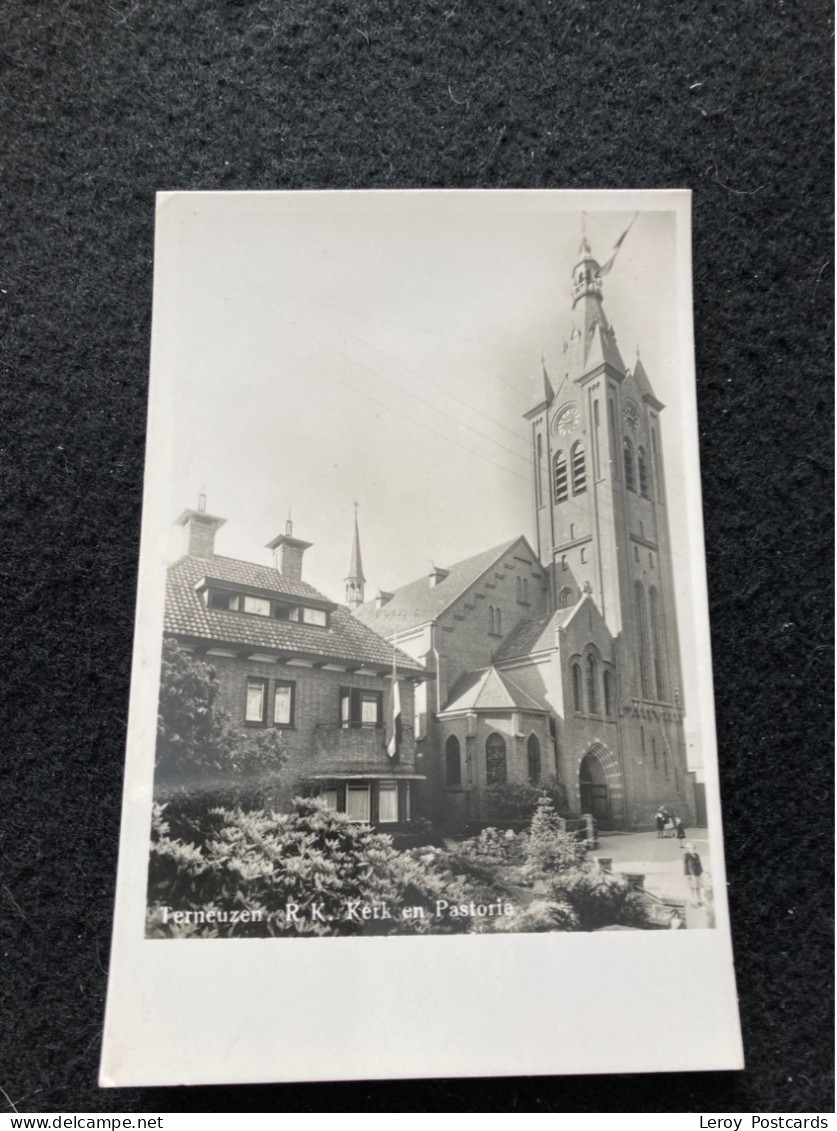 A176 Terneuzen R K Kerk En Pastorie - Terneuzen