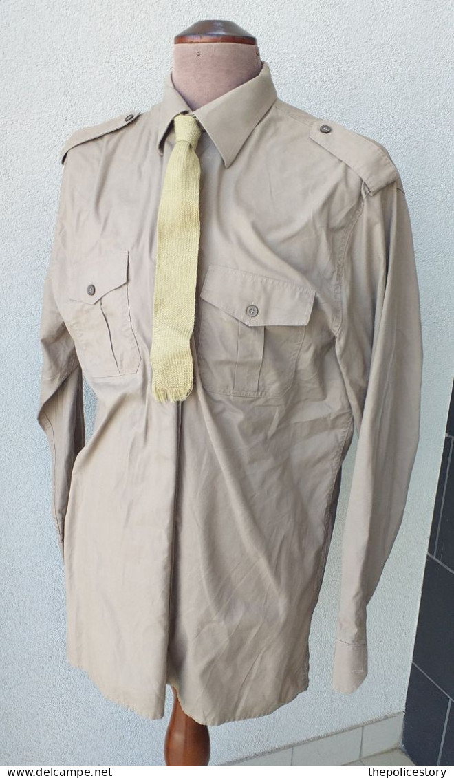 Giacca pantaloni M48 camicia cravatta S.Ten. Lanceri Montebello 1967