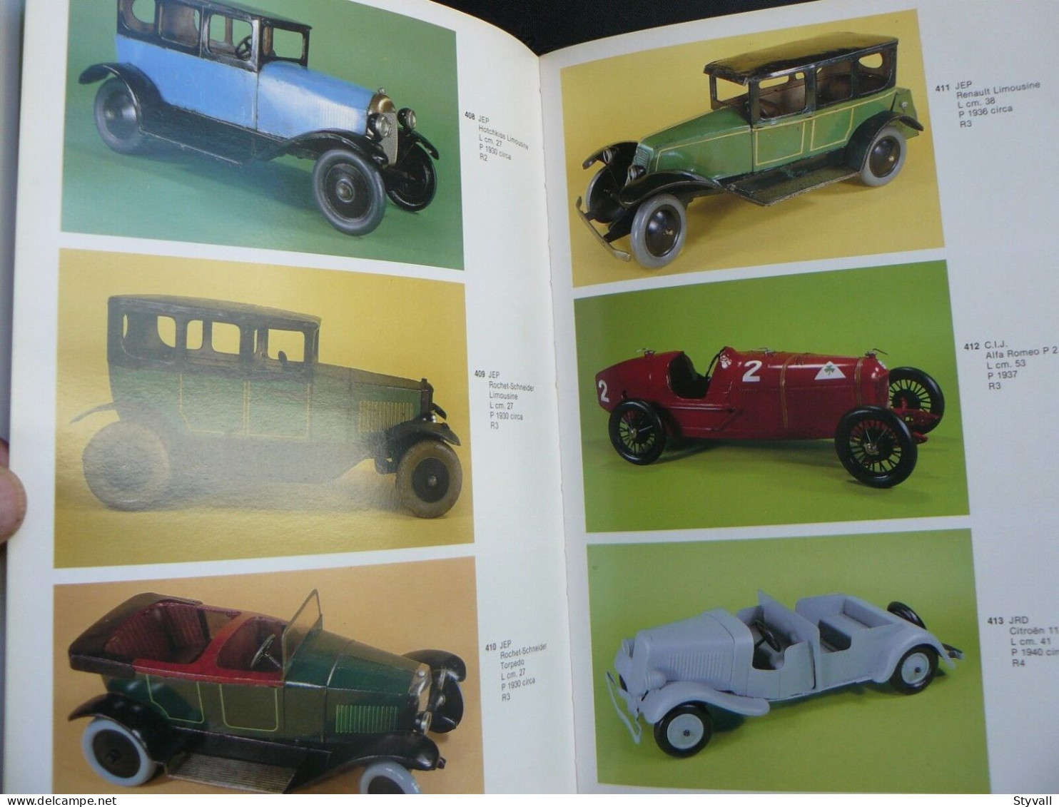 Paolo Rampini: Enciclopedia delle auto-giocattolo 1890-1940 (miniatures-jouets)