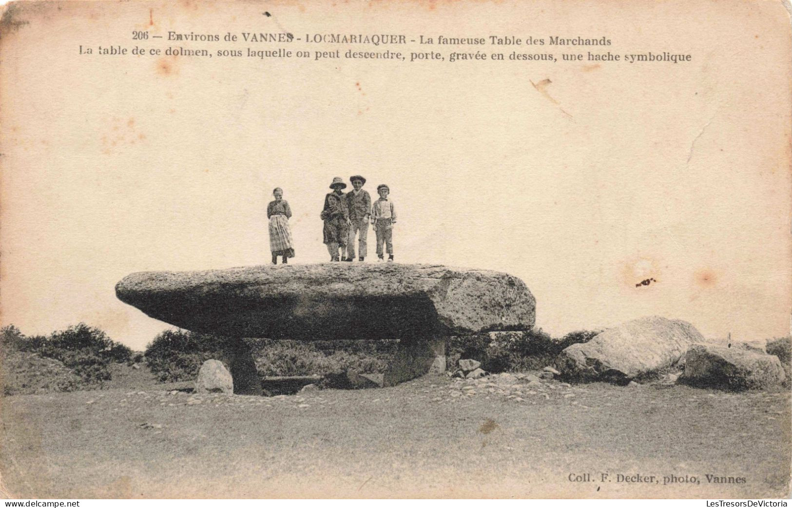 PHOTOGRAPHIE - La Fameuse Table Des Marchands - Carte Postale Ancienne - Photographs