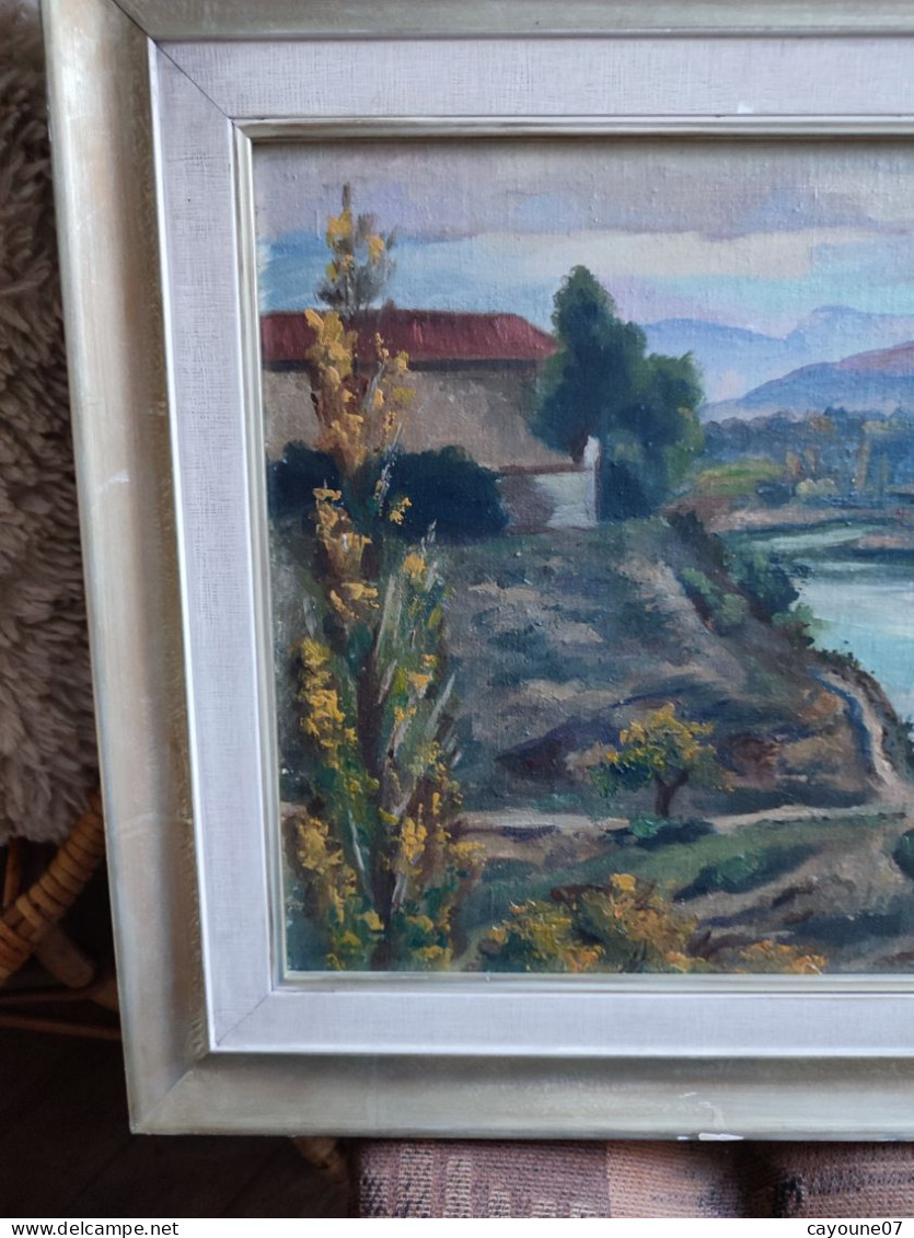 R. SORREL Huile Sur Toile Marouflée Sur Carton "Paysage De Montagne Rivière Et Ferme" Encadrée - Oelbilder