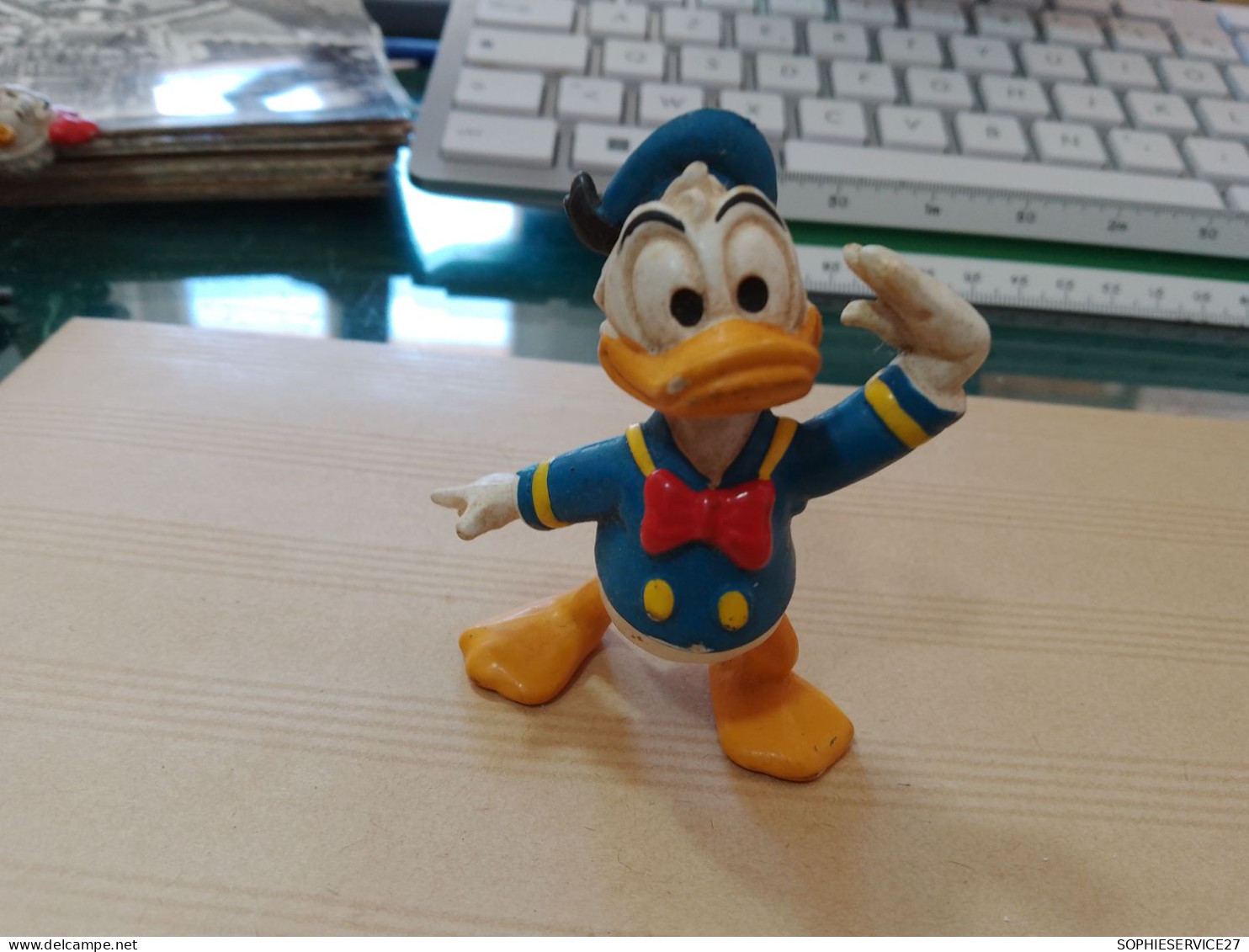 T1 // FIGURINE "DONALD" Hauteur 6.5  Cms - Disney