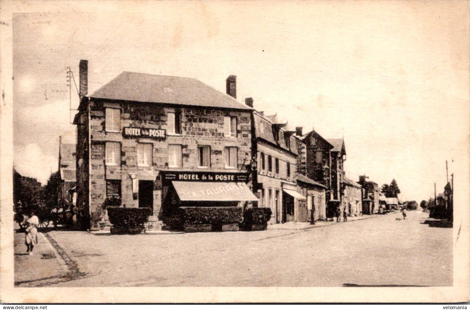 S14649 Cpa 61 Briouze - Hôtel De La Poste " Les Routiers " - Briouze