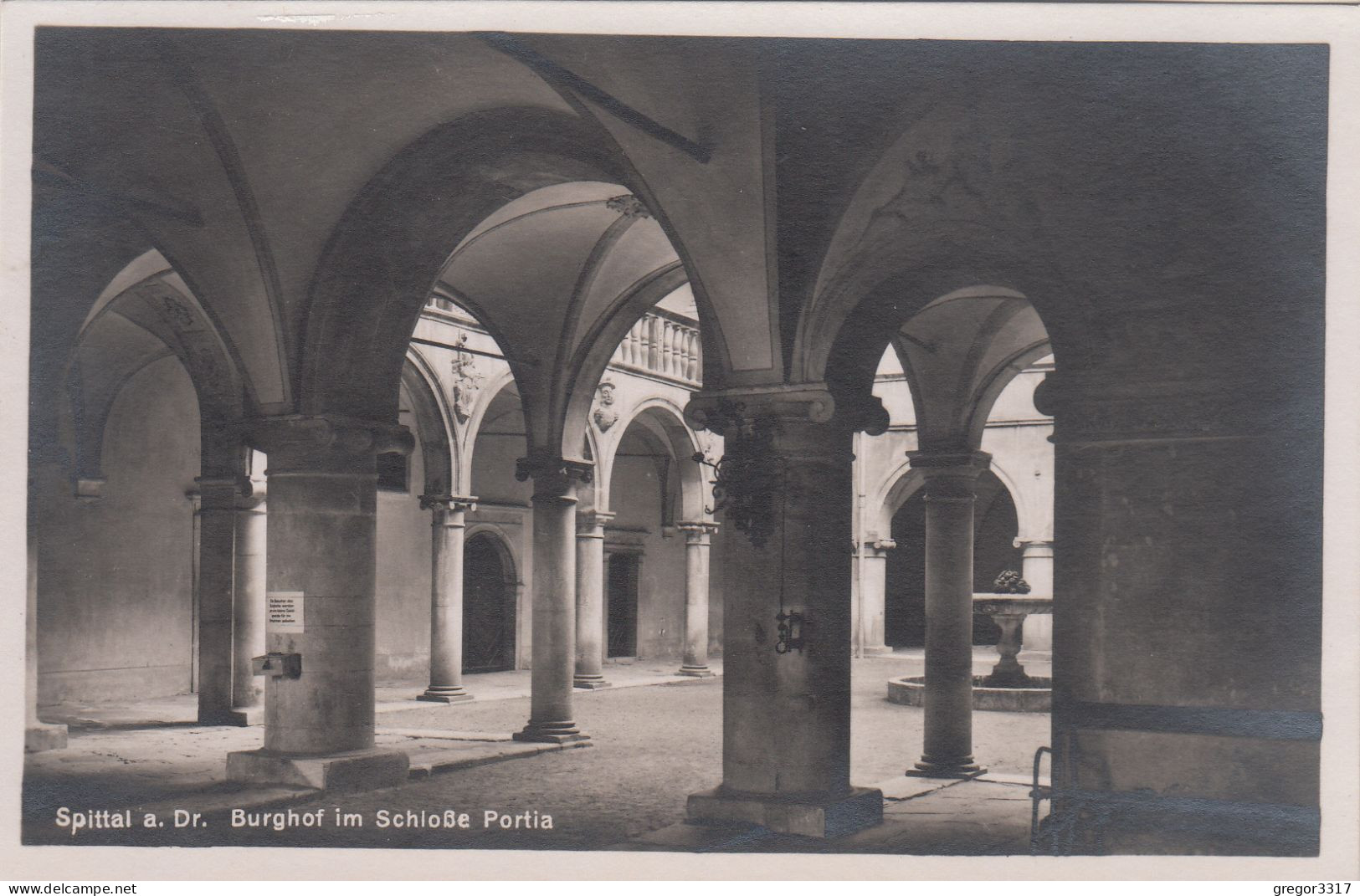 D5769) SPITTAL A. D. DRAU - Burghof Im Schloß PORTIA Old FOTO AK 1927 - Spittal An Der Drau