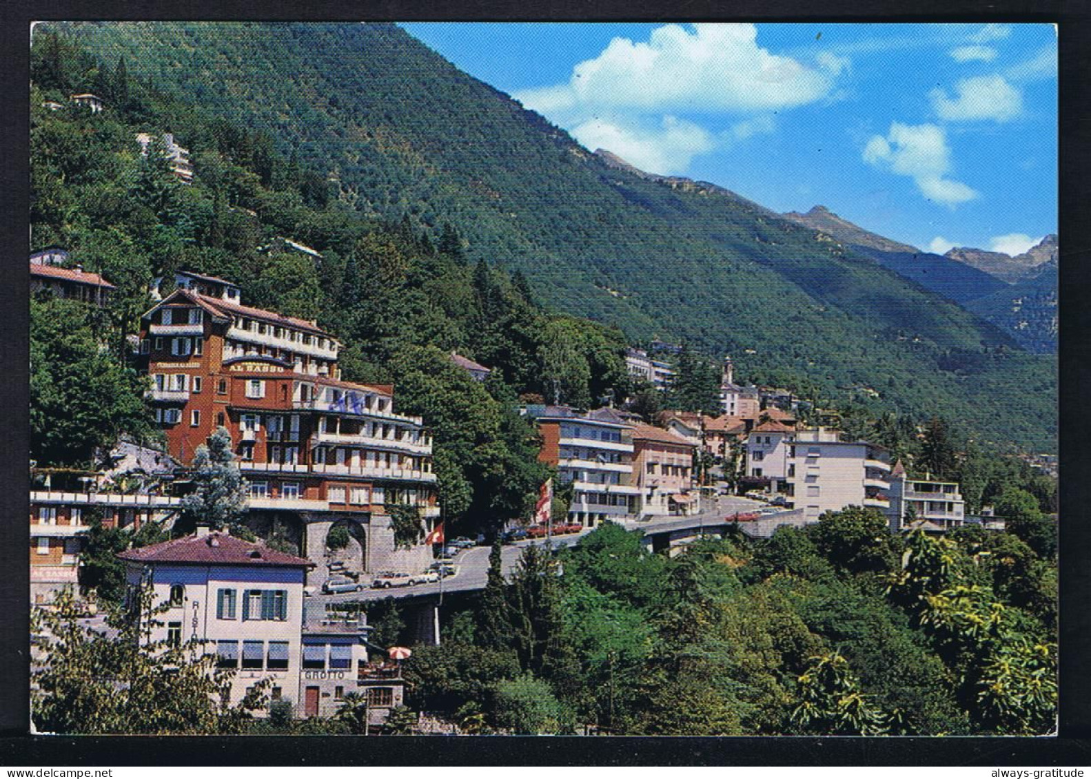 Sp10004 SUISSE "road Safety On Walking By Night" Lights Accidents Santé Slogan Pmk Postcard Mailed 1976 Locarno »Mohlin - Accidents & Road Safety