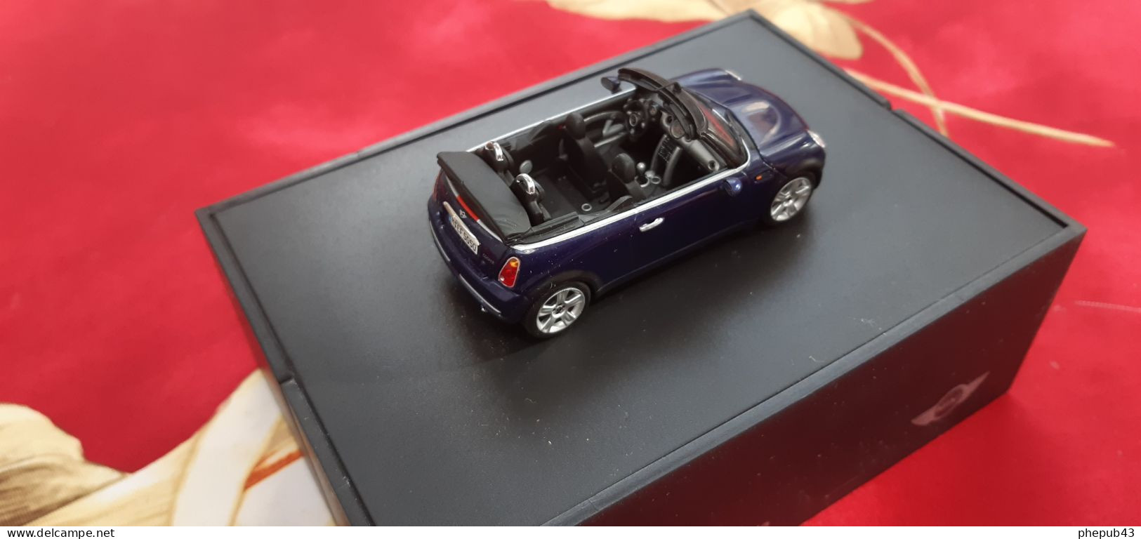 Mini Cooper Cabriolet Convertible R52 - Cool Blue - Minichamps (Box Mini) - Minichamps