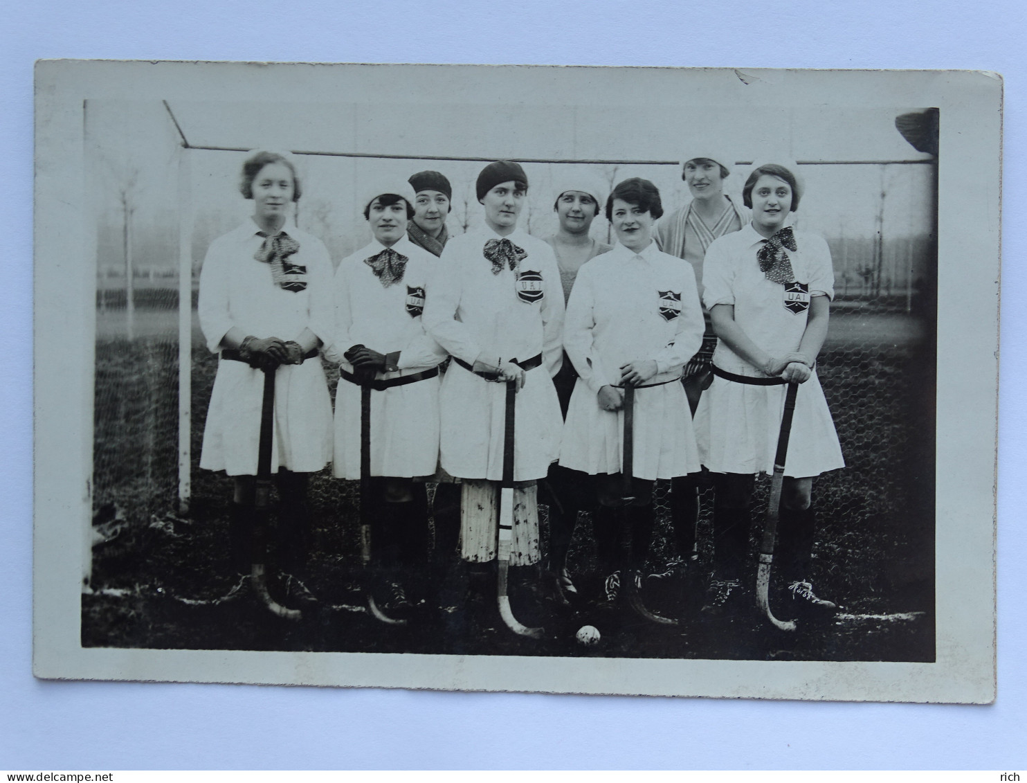 CPA Carte Photo - Equipe Championnat De France De Hockey Féminine - UIA -Union Intergadzarique Athlétique 1928 - Athlétisme