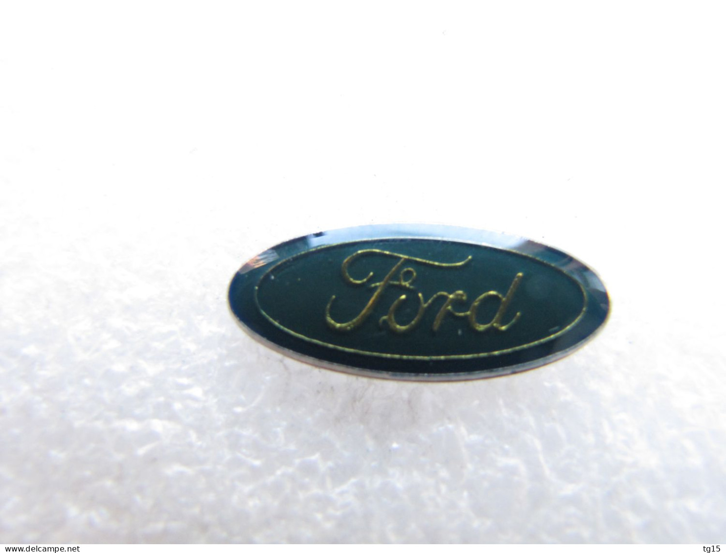 PIN'S     LOGO  FORD  24 Mm - Ford