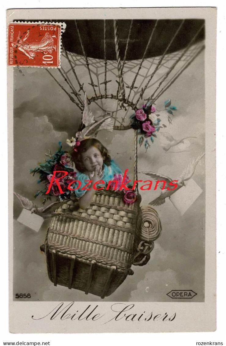 Carte Fantaisie Mille Baisers Luchtballon Hot Air Balloon Montgolfière Aviation Surrealisme Girl Fille Photo Montage CPA - Mongolfiere