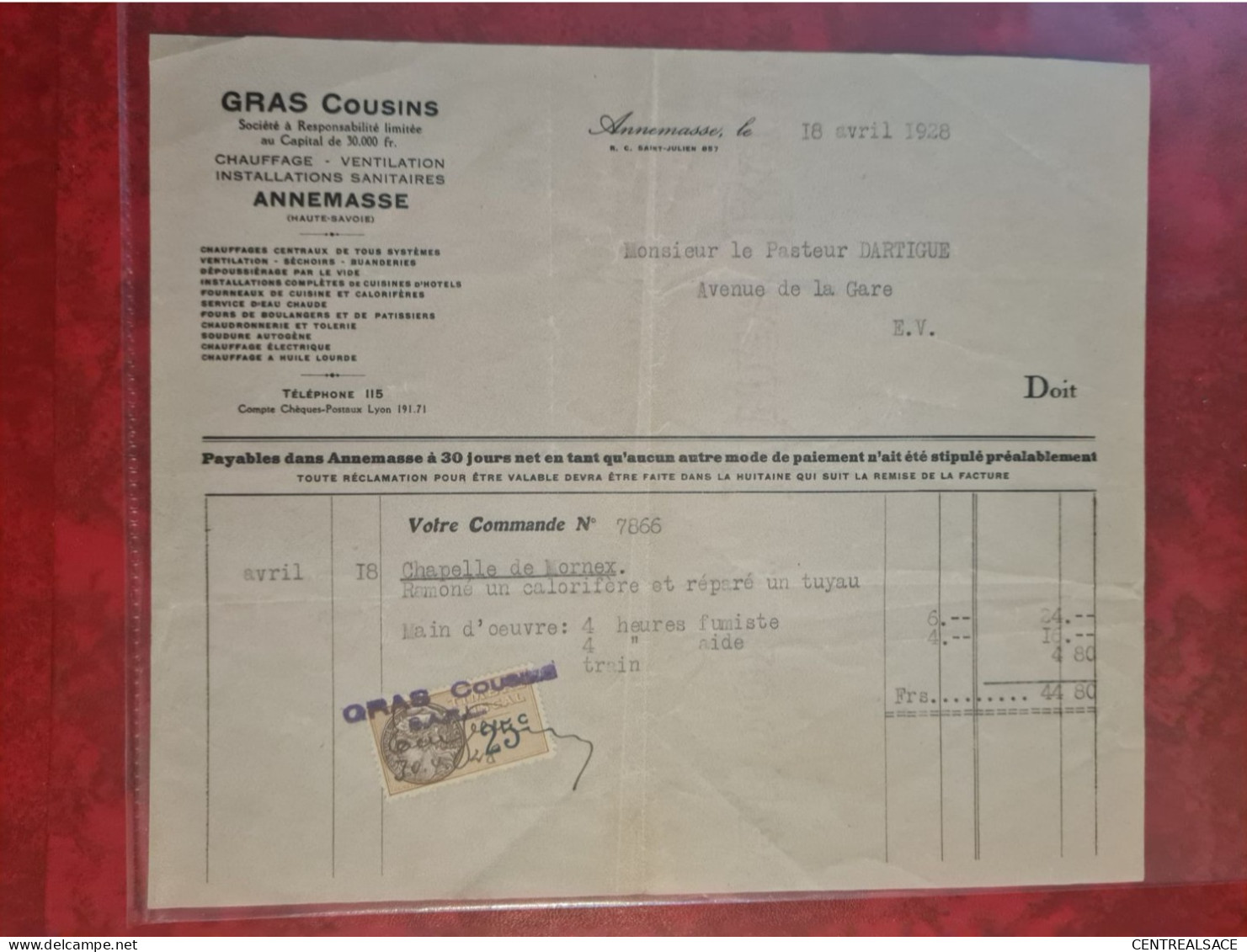 TIMBRE FISCAL 25 C  GRAS COUSINS FACTURE 1928 POUR LE PASTEUR CHAUFFAGE SANITAIRES  CHAPELLE DE MORNRX - Fiscaux