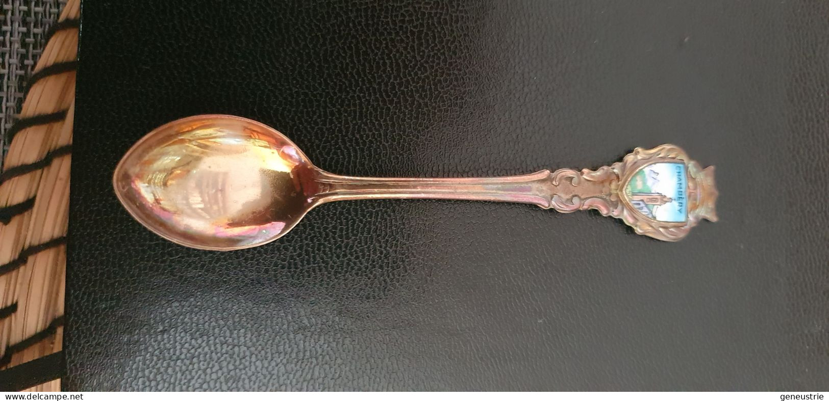 Belle Cuillère Souvenir En Argent Massif Poinçonné 800 "Chambéry (Savoie)" Cuiller - Silver Spoon - Spoons