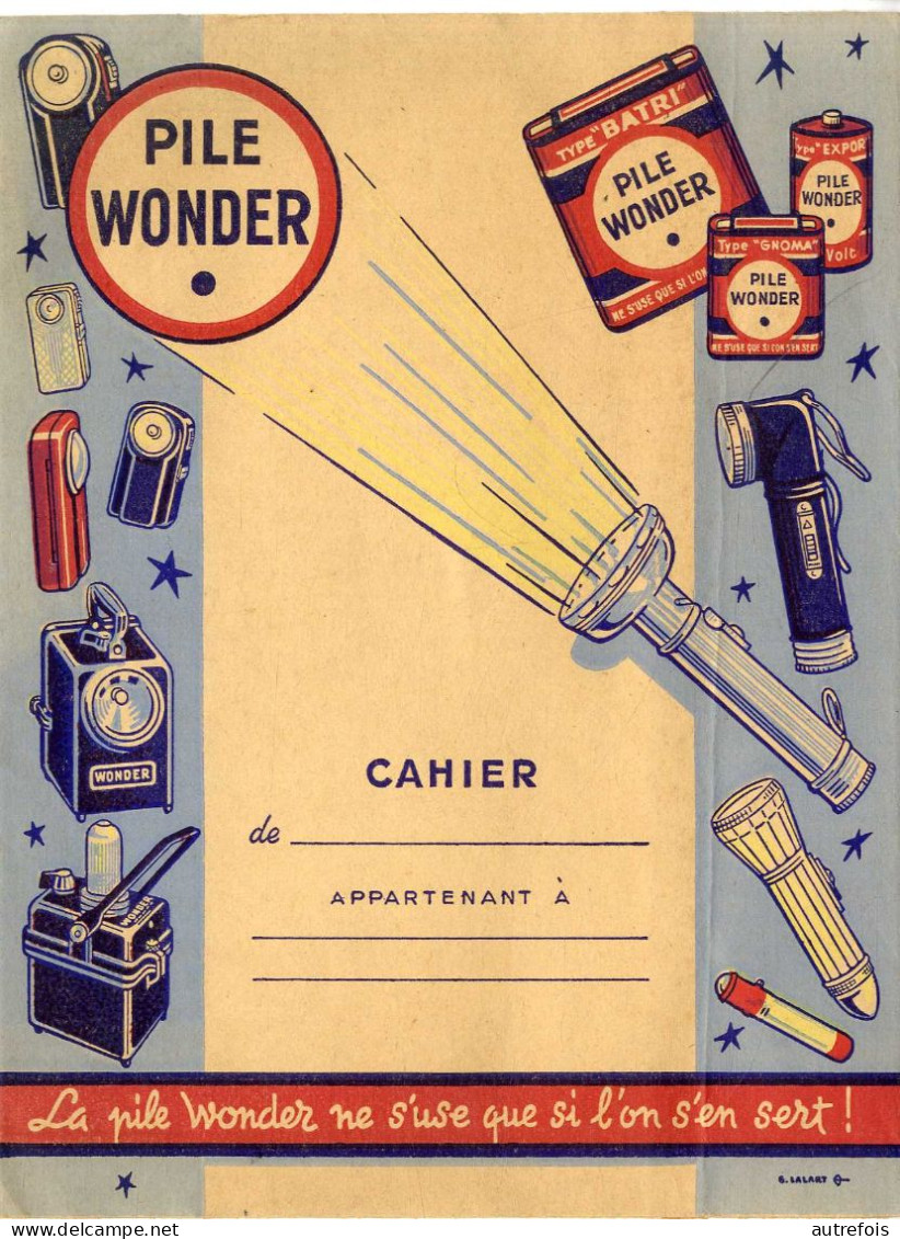 PROTEGE CAHIER  PILE WONDER  NE S USE QUE SI L ON S EN SERT - Protège-cahiers