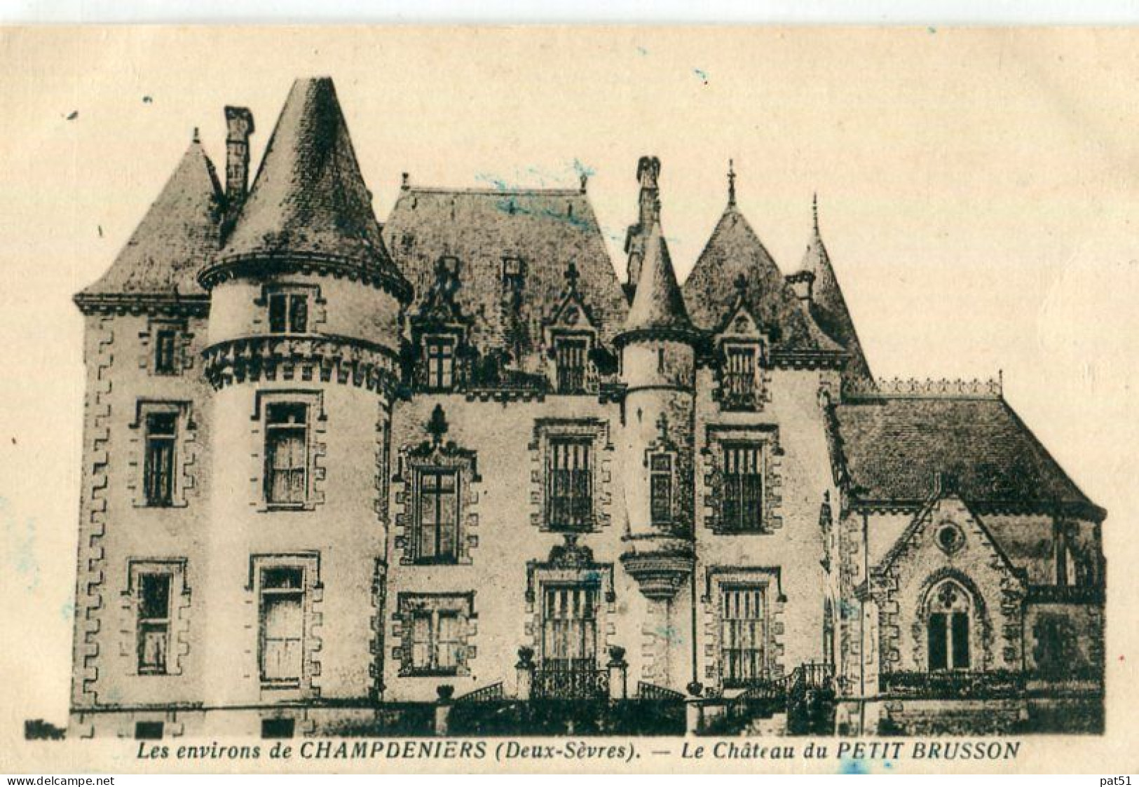 79 - Champdeniers : Le Château Du Petit Brusson - Champdeniers Saint Denis