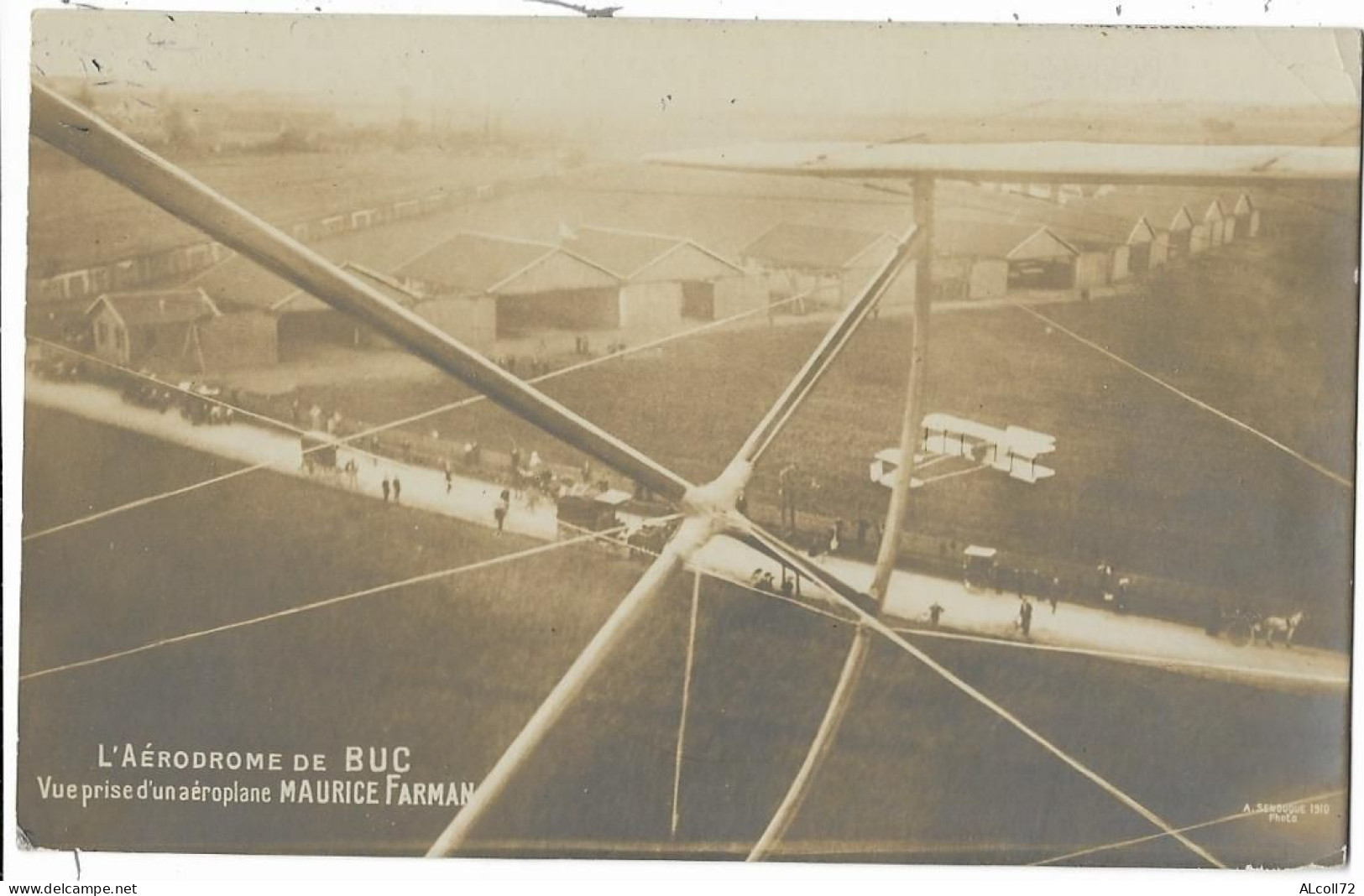 Aérodrome De BUC: Vue Prise D'un Aéroplane Maurice Farman - Buc