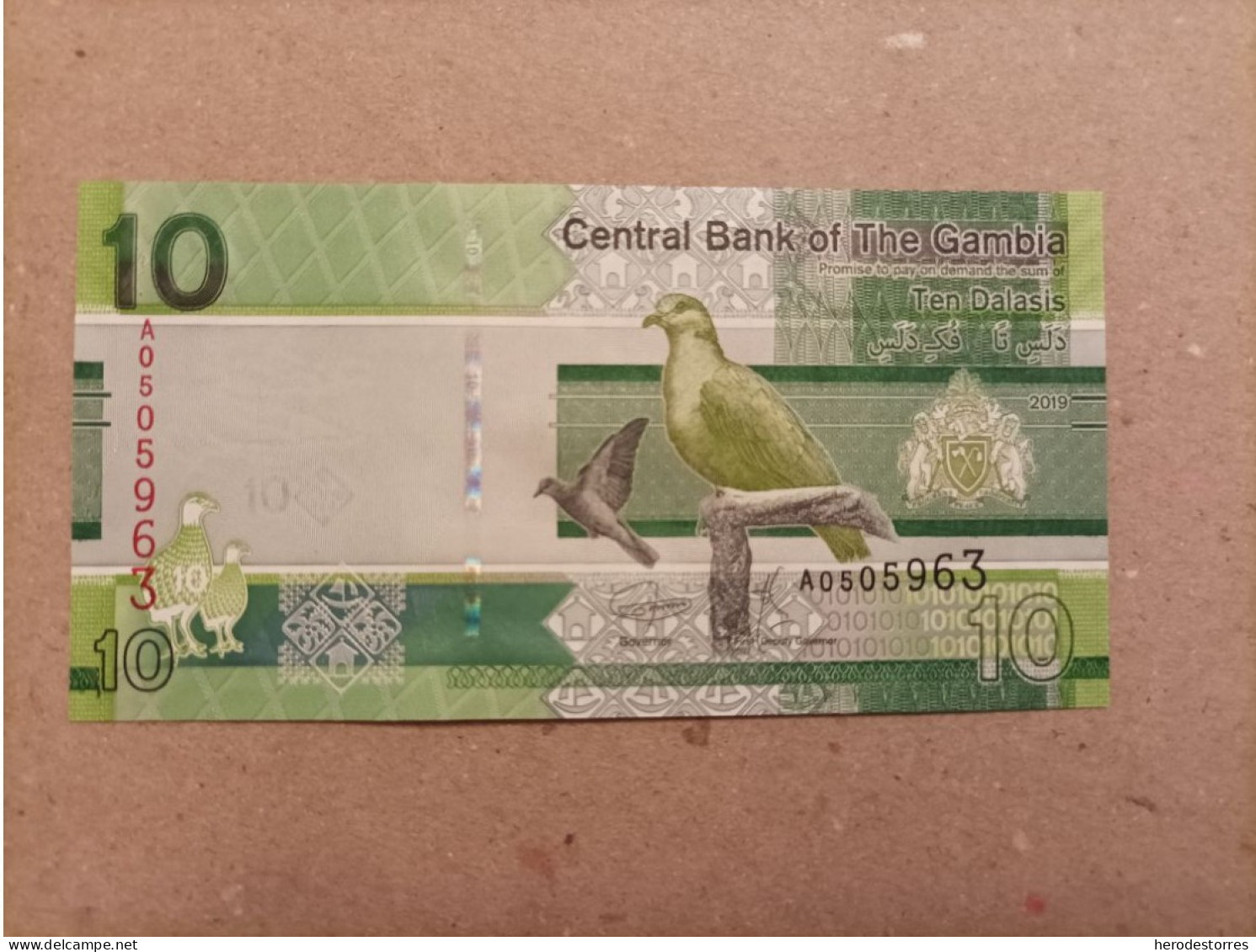 Billete De Gambia De 10 Dalasis Serie A, Nº Bajo, Año 2019, UNC - Gambia