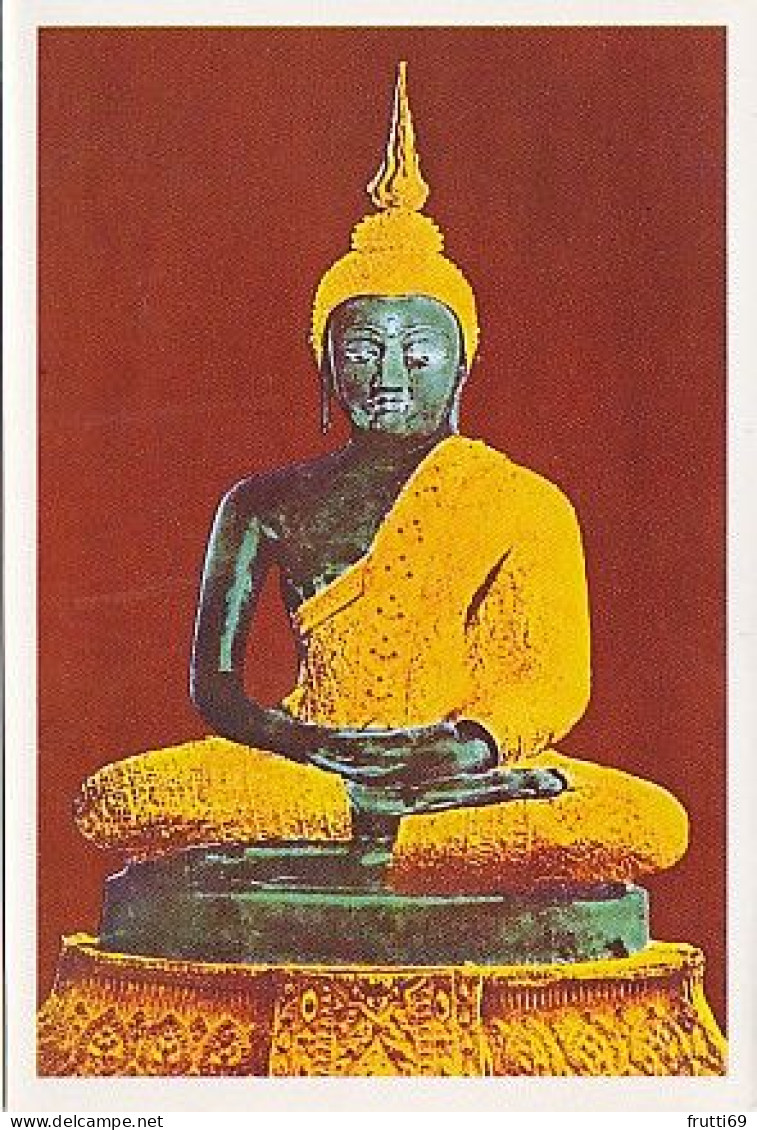 AK 169725 THAILAND - Bangkok - Image Of The Buddha Under Rainy Season Attire Inside Wat Phra Keo - Thaïlande