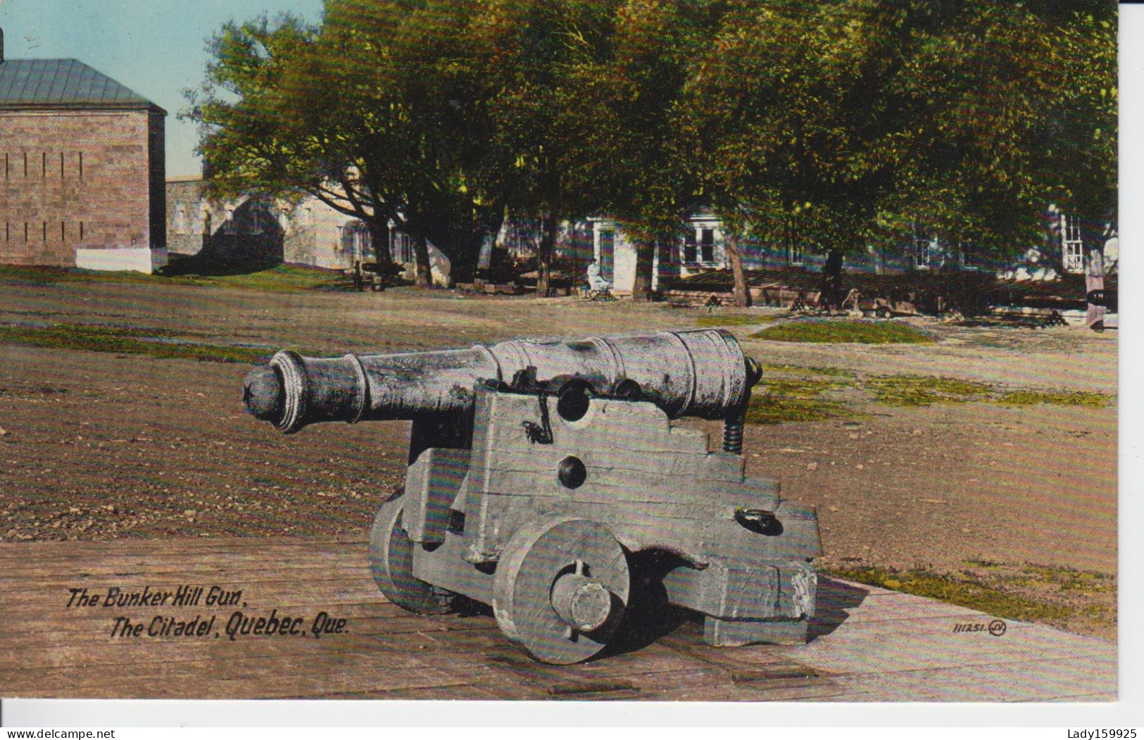 Bunker Hill Gun  Cannon  The Citadel, Québec Canada Vue Du Bâtiment Mur De Pierres Canon - Québec - La Citadelle