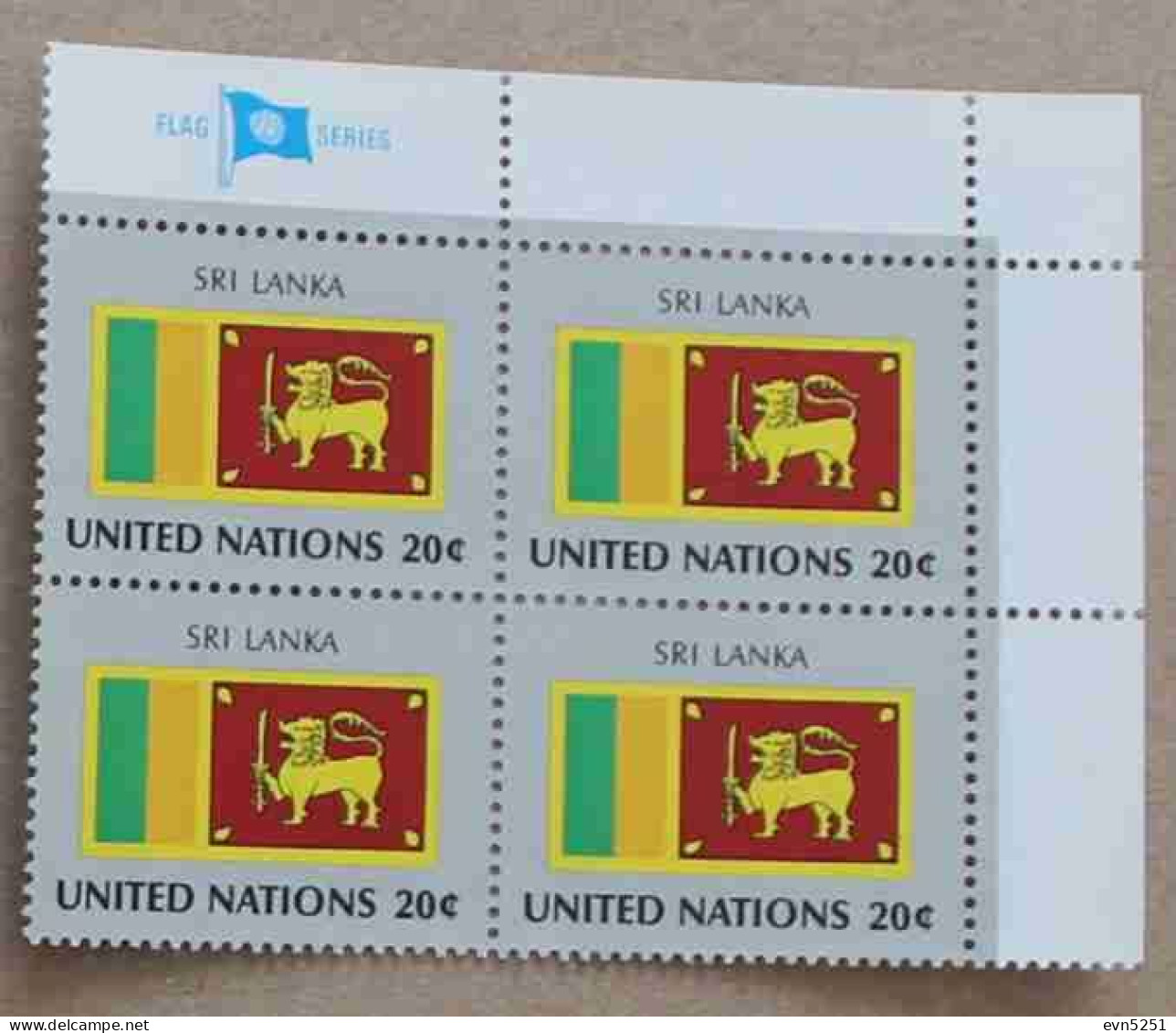 Ny81-01 : Nations-Unies (N-Y) - Drapeaux Des Etats Membres De L'ONU (II) , Sri Lanka Avec Une Vignette "FLAG SERIES" - Neufs