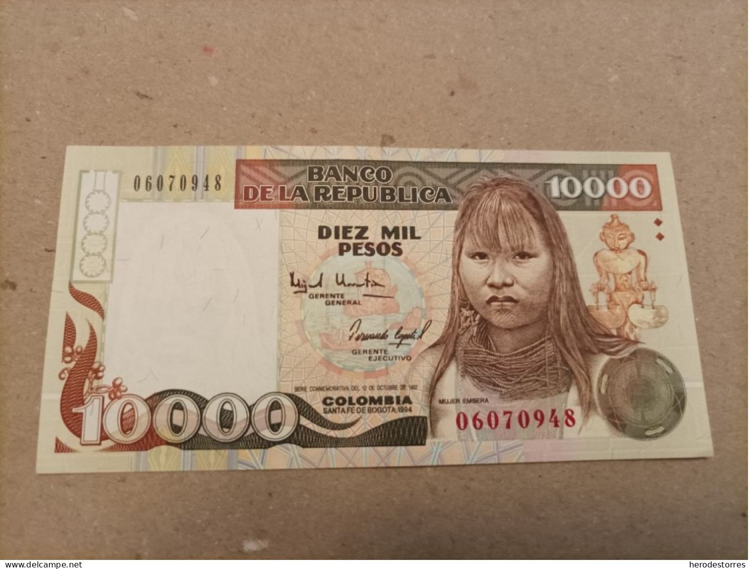 Billete De Colombia De 10000 Pesos, Año 1994, Nº Bajo 06070948, UNC - Kolumbien