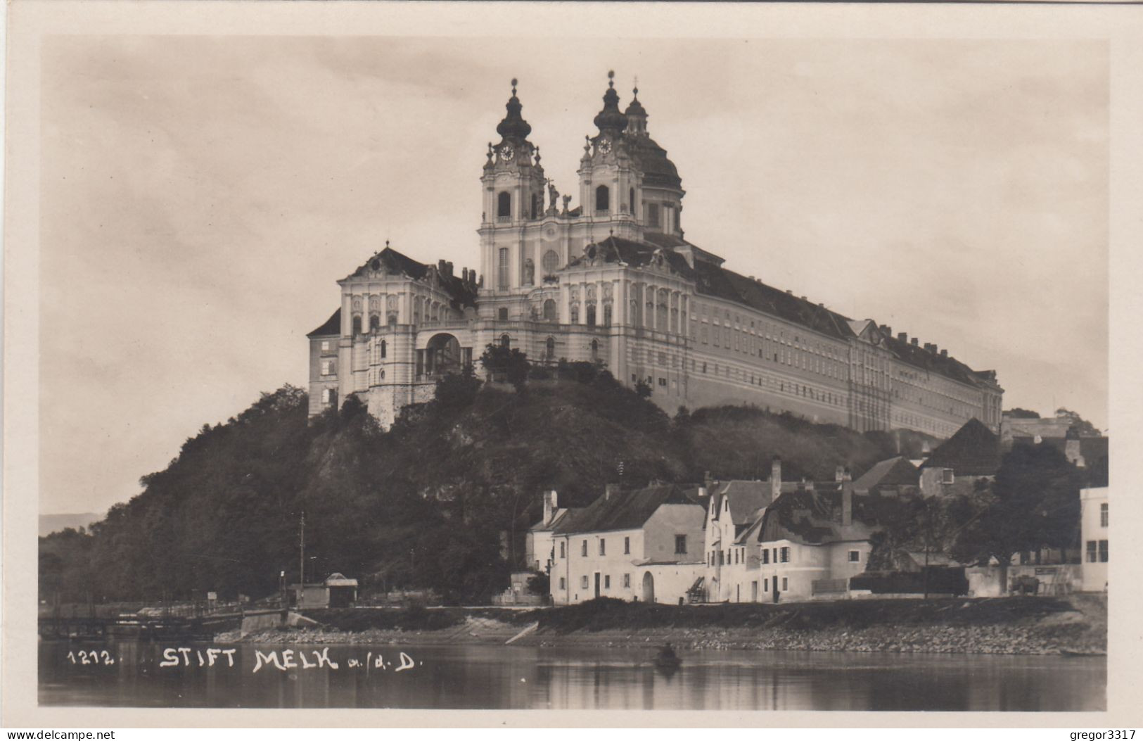 D5862) MELK A. D. DONAU - STIFT Melk - Mit Häusern Davor - Alte FOTO AK - Melk