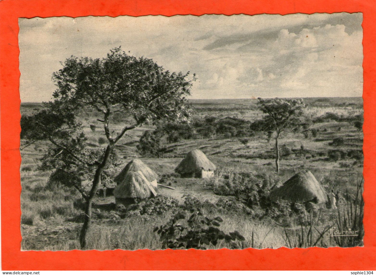 MEIGANGA - Village Dans La Savane - 1951 - - Camerun