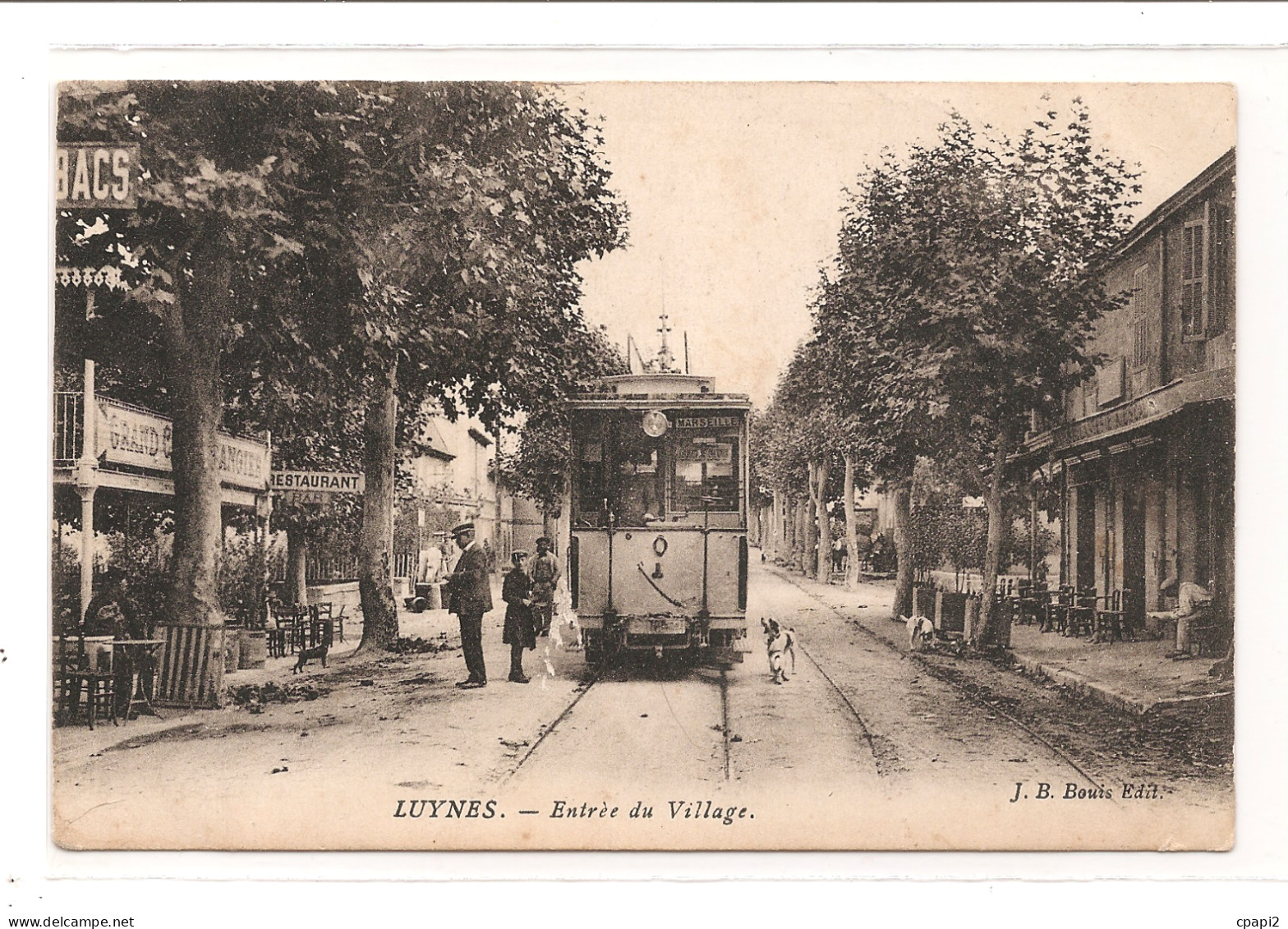 Entrée Du Village - Luynes