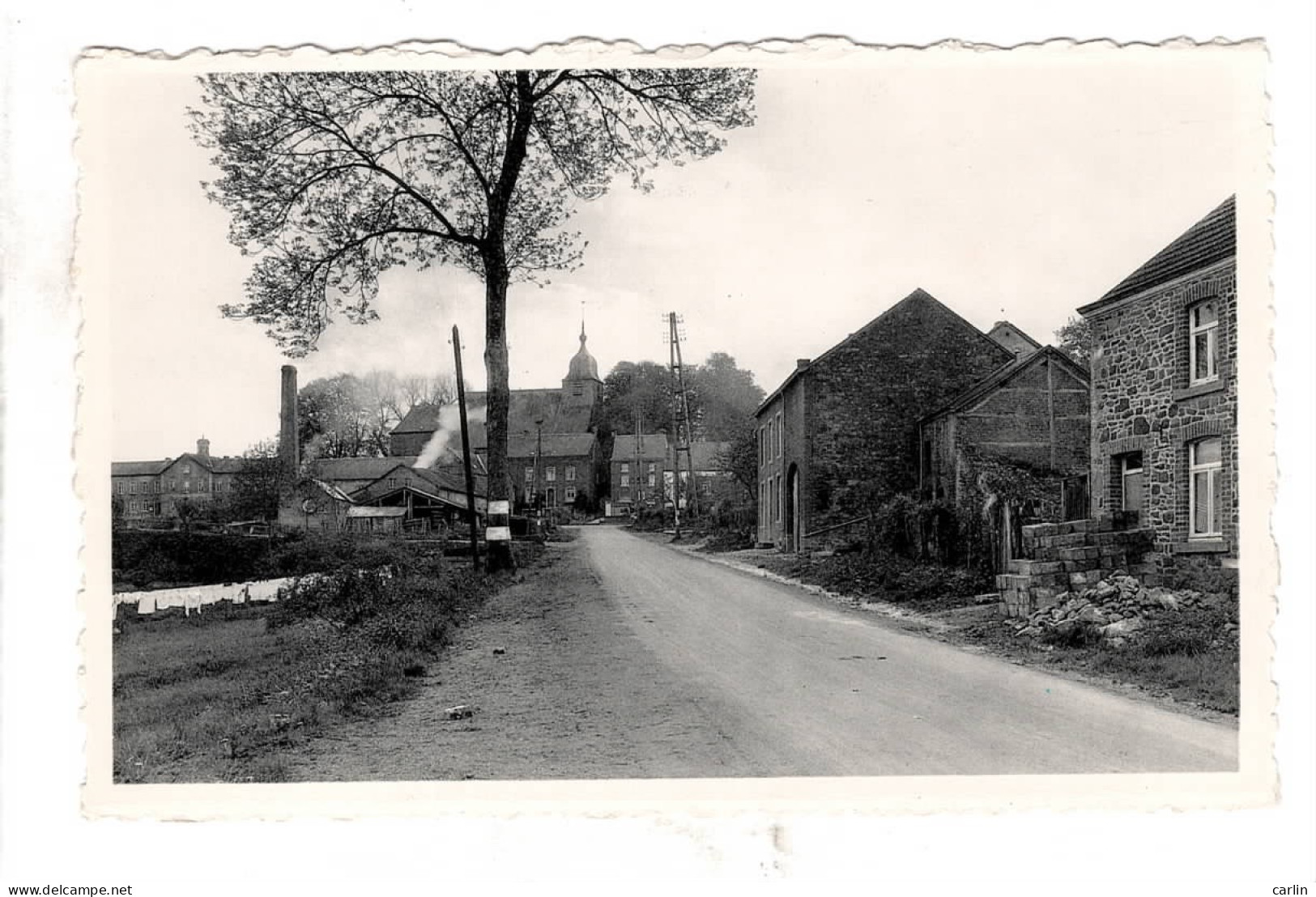 Nassogne Entree Du Village Route De Forrière - Nassogne