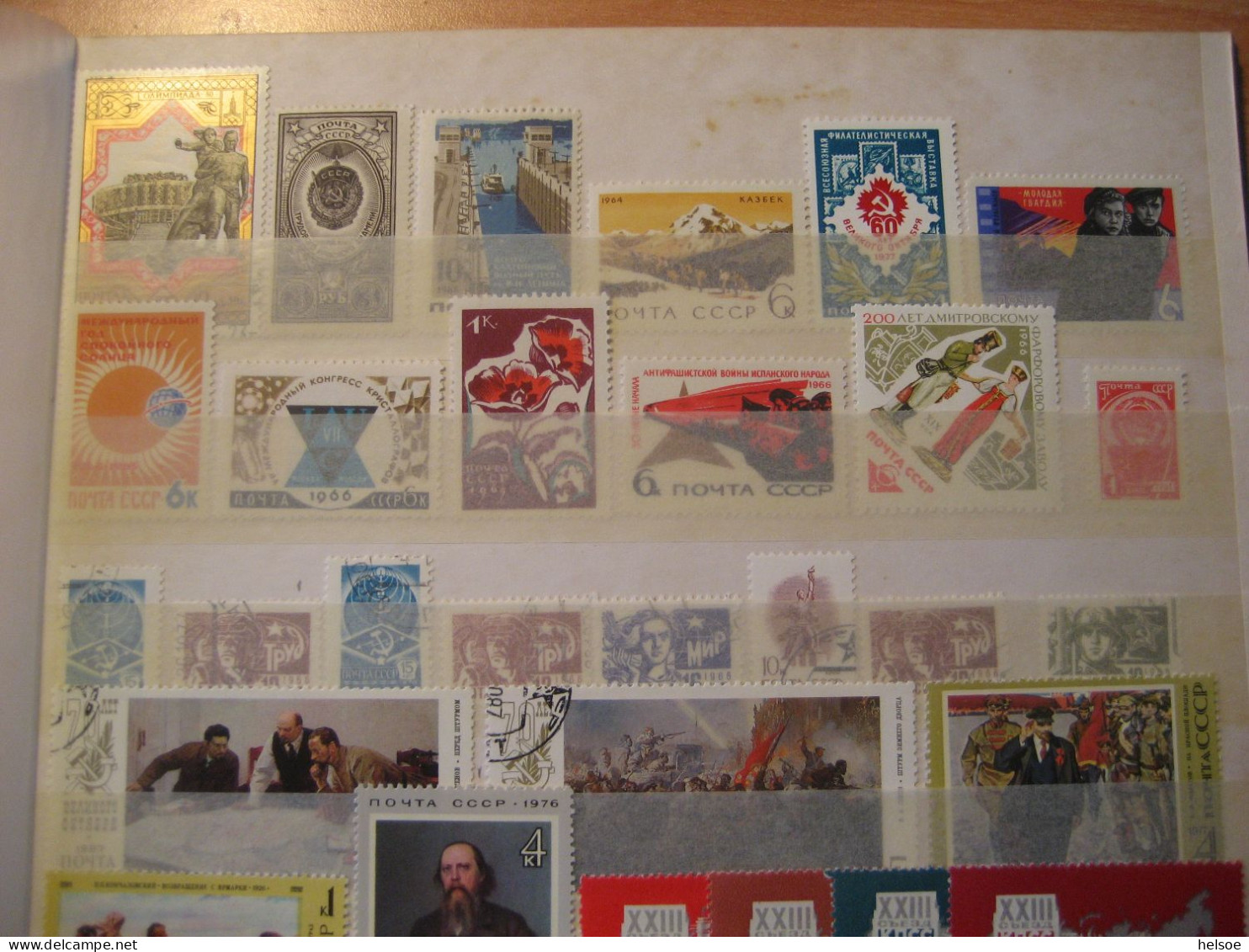 Russland- Sammlung von Frei- und Sondermarken, Blocks Briefe im Album mit 16 Seiten, ** postfrisch und gebraucht