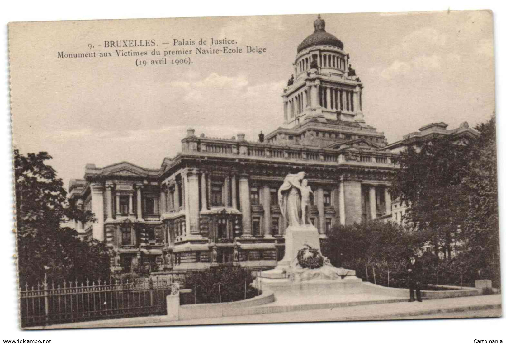 Bruxelles - Palais De Justice - Monument Aux Victimes Du Premier Navire-Ecole Belge (19 Avril 1906) - Brussel (Stad)