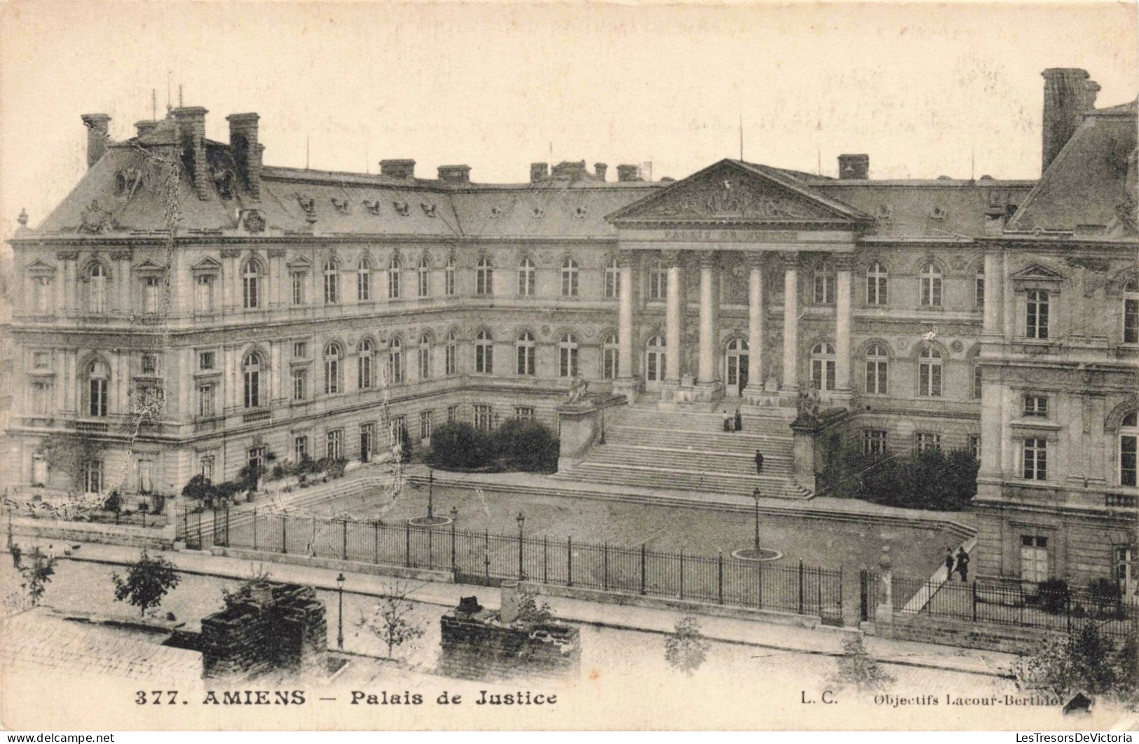 FRANCE - Amiens - Palais De Justice - Carte Postale Ancienne - Amiens