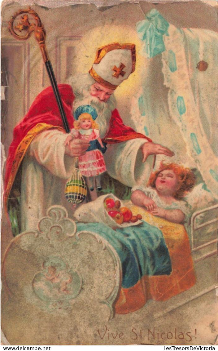 FÊTES ET VOEUX -  Saint Nicolas - Saint Nicolas Offrant Une Poupée à La Petite Fille - Colorisé - Carte Postale Ancienne - Saint-Nicolas