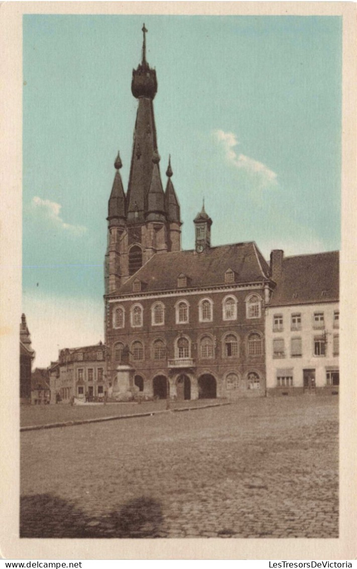 FRANCE - Solre Le Château - L'église Et La Mairie - Colorisé - Carte Postale Ancienne - Solre Le Chateau