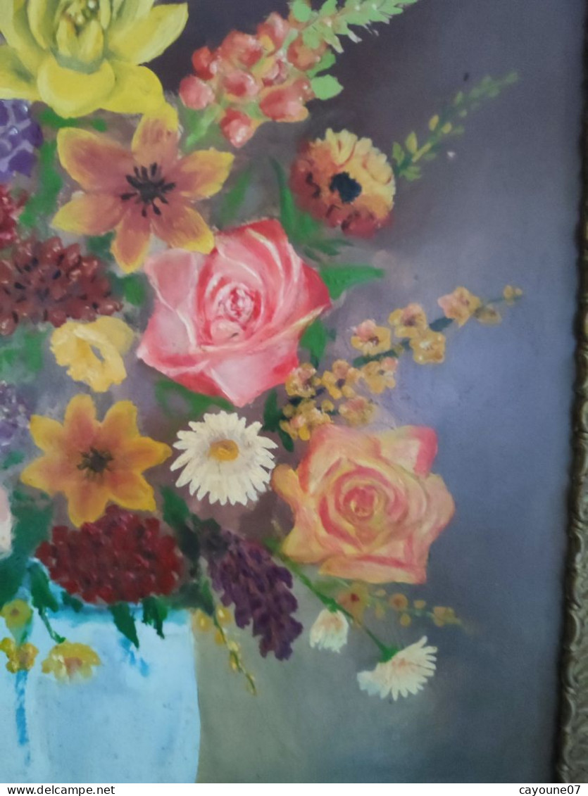 CÉLEVIER huile sur panneau "Nature morte aux roses et autre fleurs dans un vase" cadre bois stuqué doré