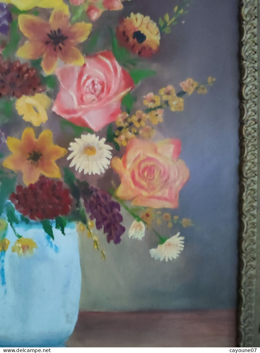 CÉLEVIER huile sur panneau "Nature morte aux roses et autre fleurs dans un vase" cadre bois stuqué doré
