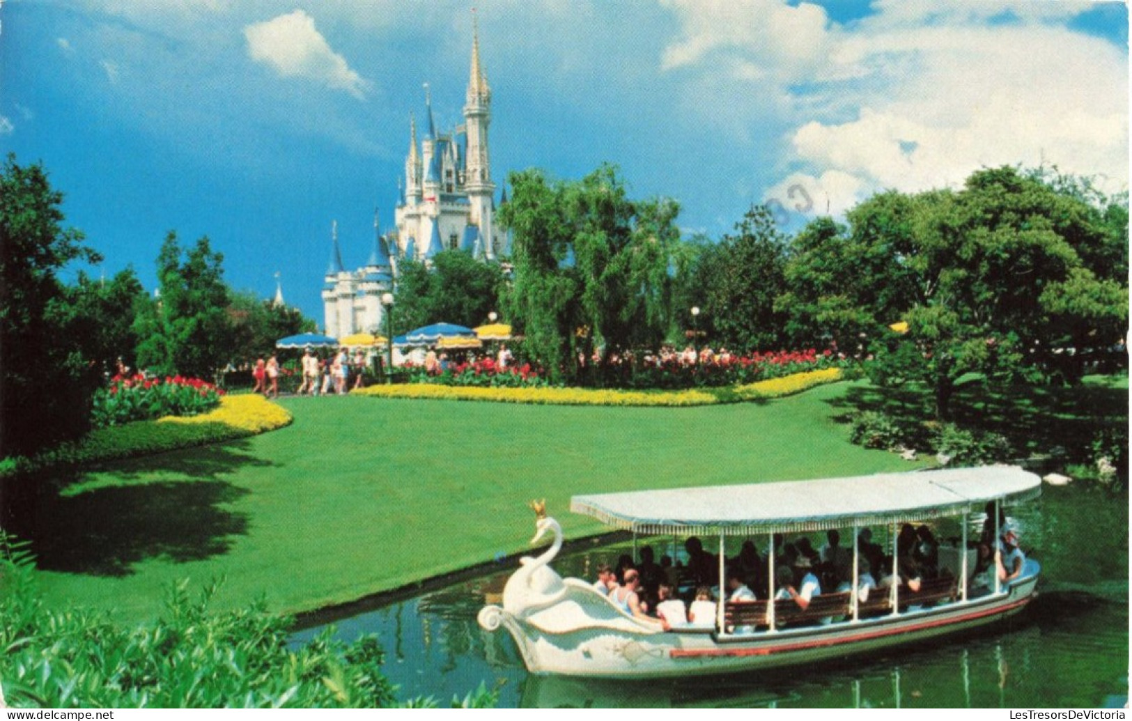 DISNEY - Disneyland - Swan Boats - Carte Postale - Disneyland