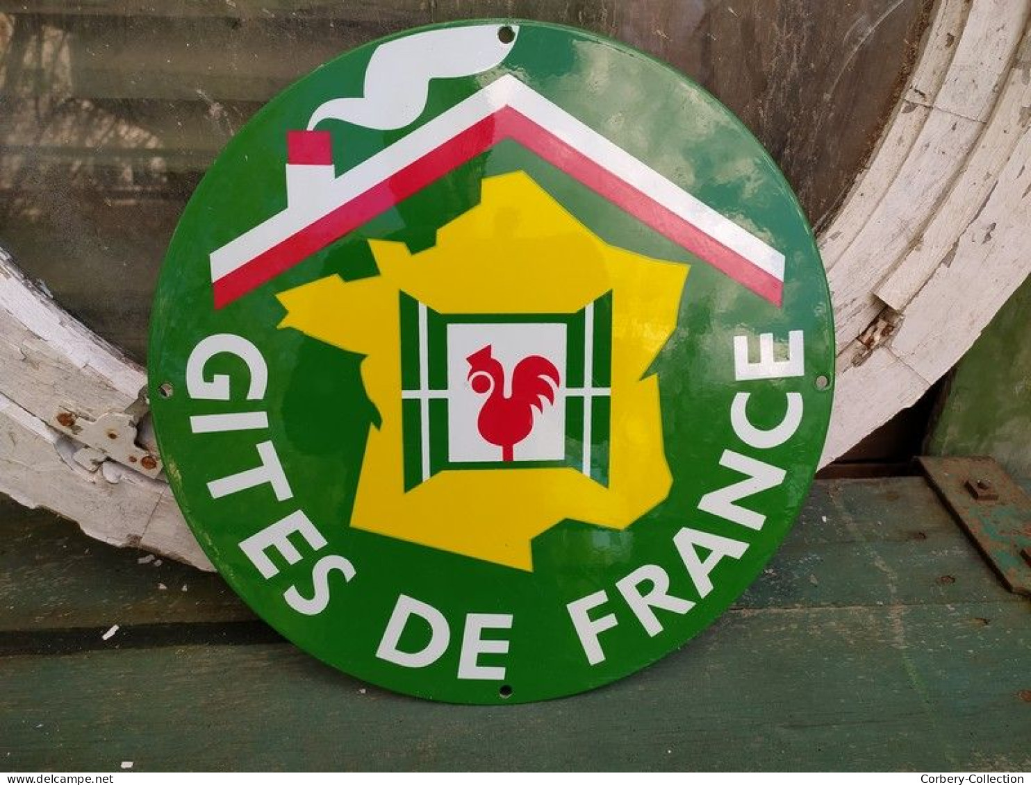 Plaque Tôle Publicitaire Gites De France - Tin Signs (vanaf 1961)