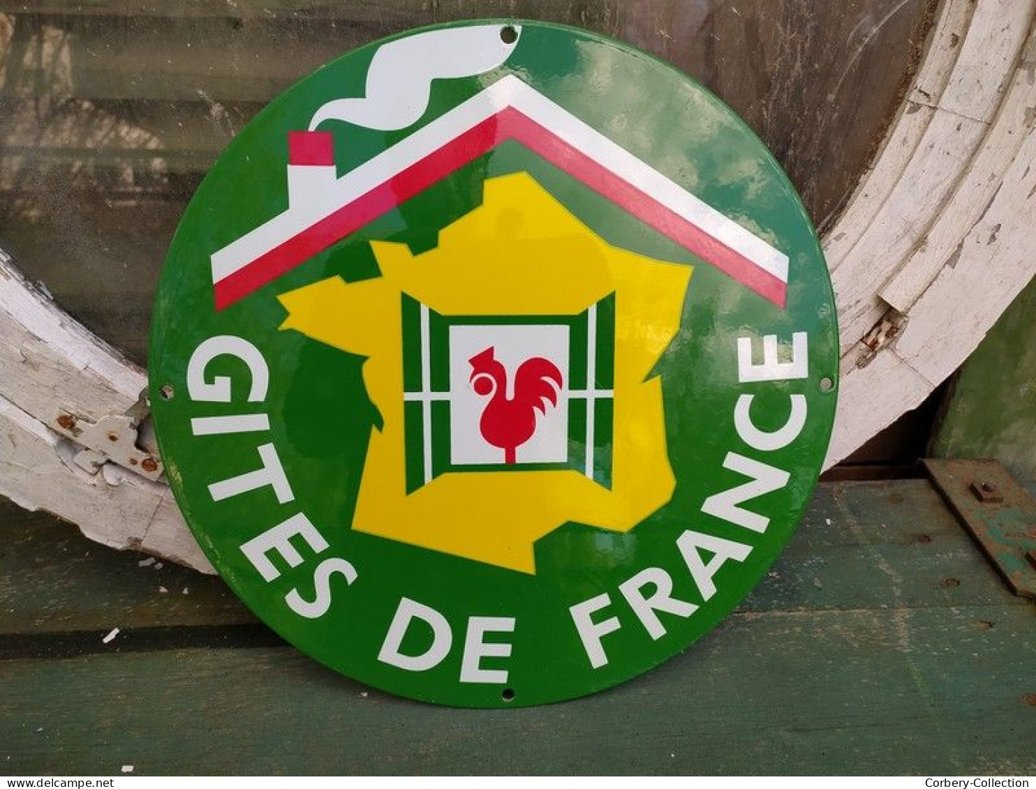 Plaque Tôle Publicitaire Gites De France - Tin Signs (after1960)