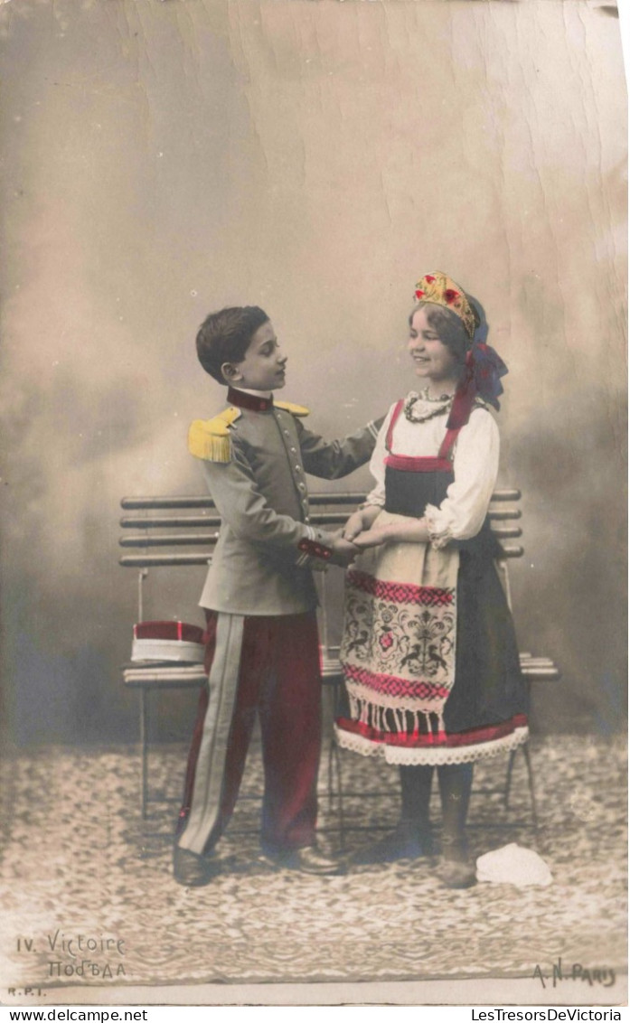 ENFANT - Deux Enfants Déguisés - Colorisé - Carte Postale Ancienne - Taferelen En Landschappen