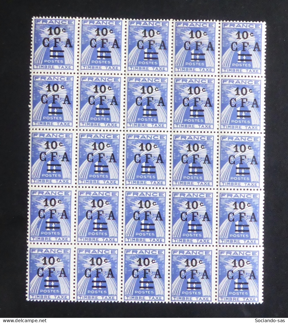 REUNION - 1949-50 - Taxe TT N°YT. 36 - 10c Bleu - Bloc De 25 - Neuf Luxe ** / MNH - Strafport