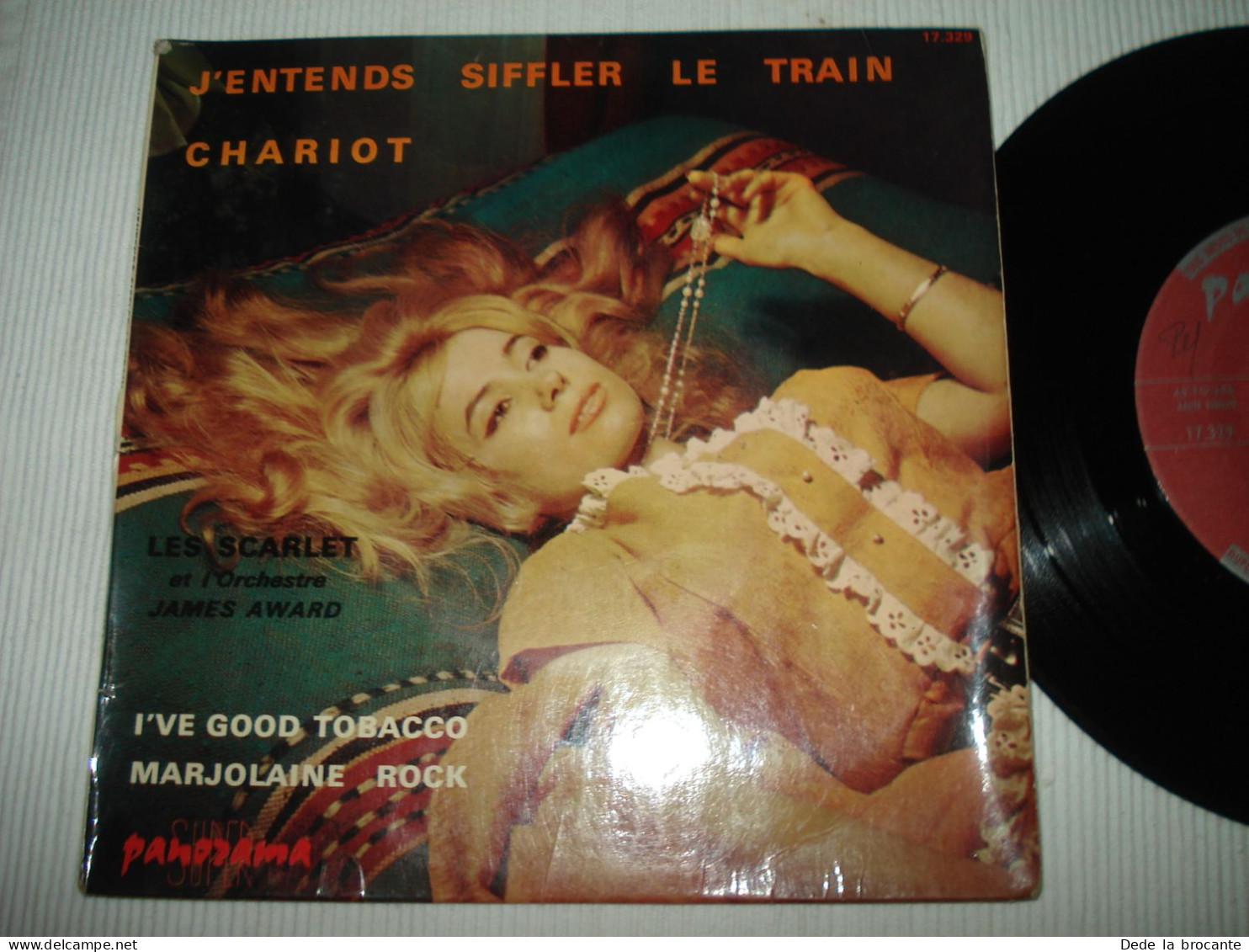 B10 / Les Scarlet - J'entends Siffler Le Train - EP – 17.329 - Fr 1962  EX/VG - Jazz