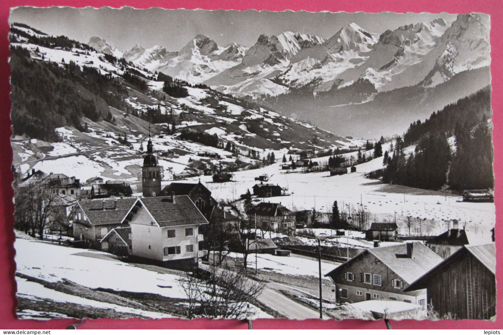 74 - Le Grand Bornand - Vue Générale Sur La Chaîne Des Aravis - A Gauche, La Pointe Percée - 1962 - Le Grand Bornand