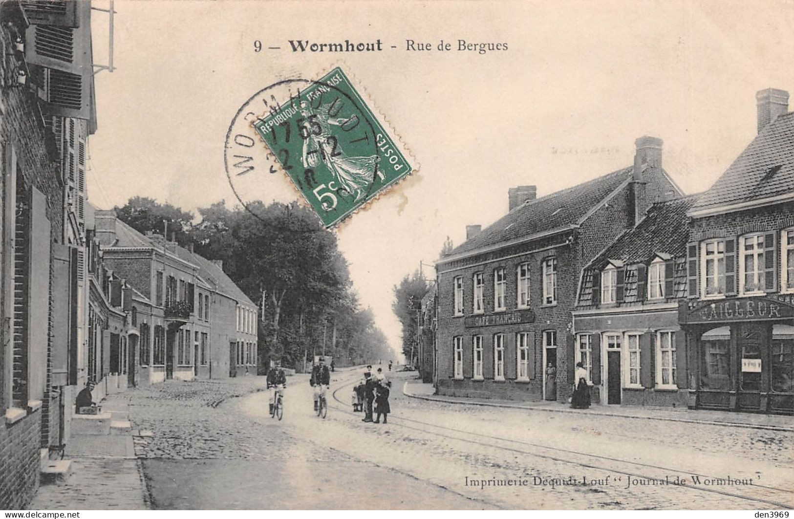 WORMHOUT (Nord) - Rue De Bergues - Café Français - Voyagé 1910 (2 Scans) Bourson Instituteur à Courcelles-les-Gisors - Wormhout