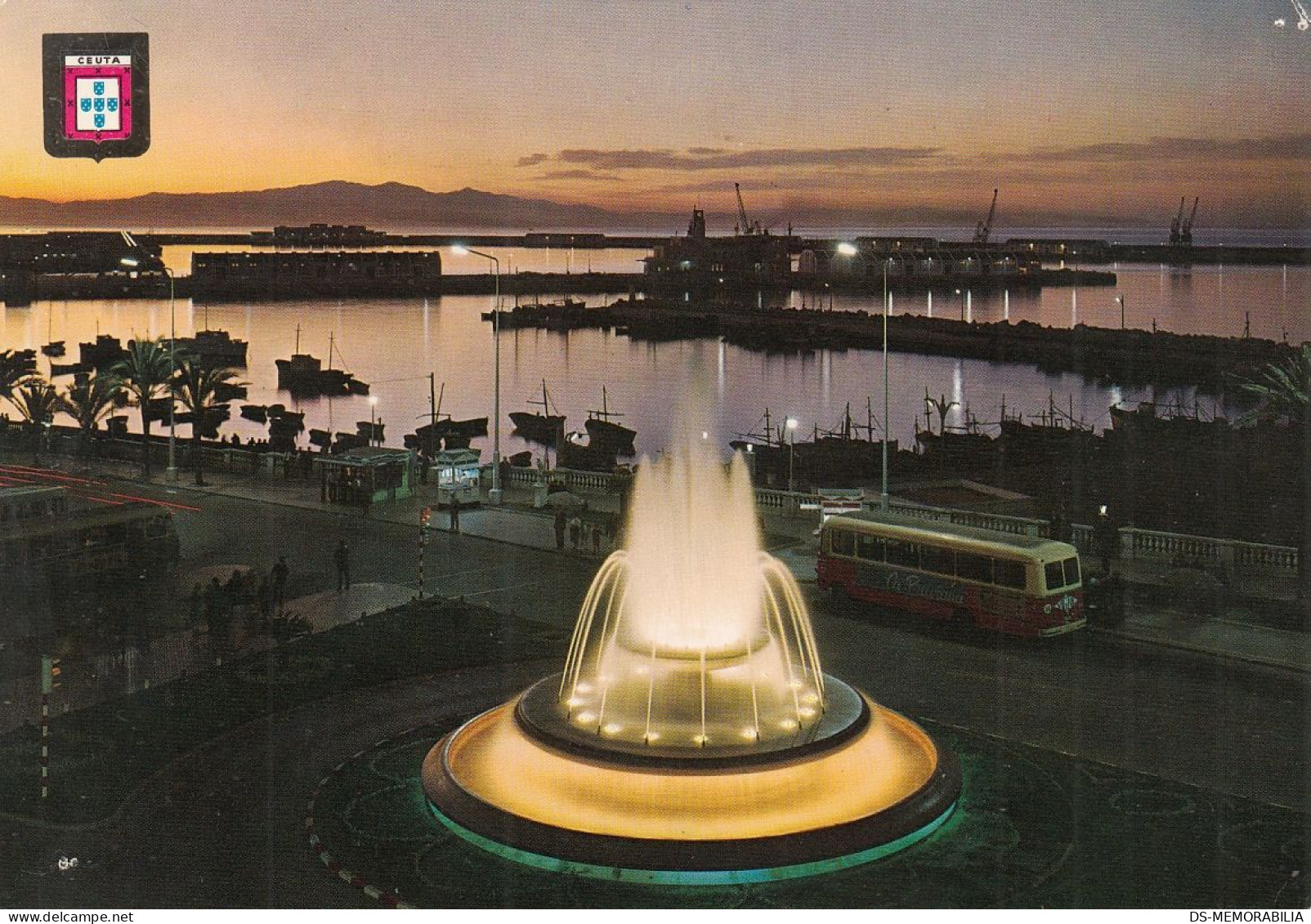 Ceuta - Atardecer , Al Fondo Coastas De Tarida , Bus 1971 - Ceuta